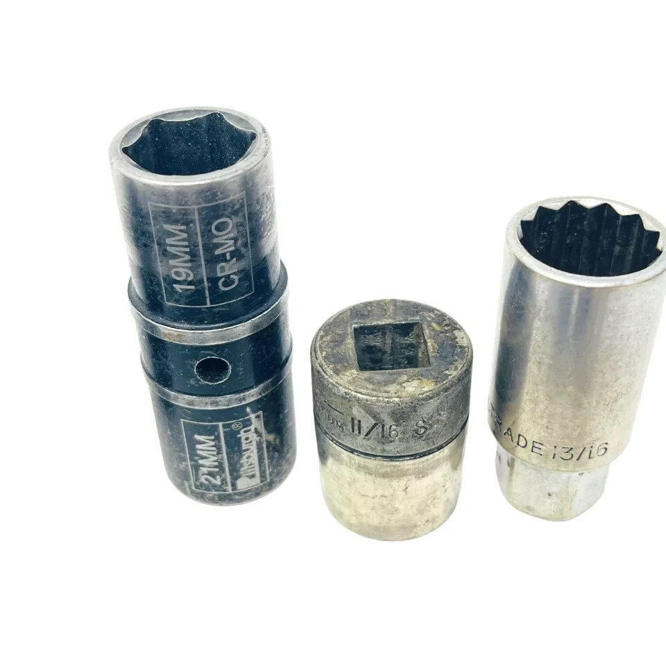 17 Pcs Pittsburgh, Kobalt and Assorted 1 1/4 13/16 1 1/8 1 1/16, Socket Set