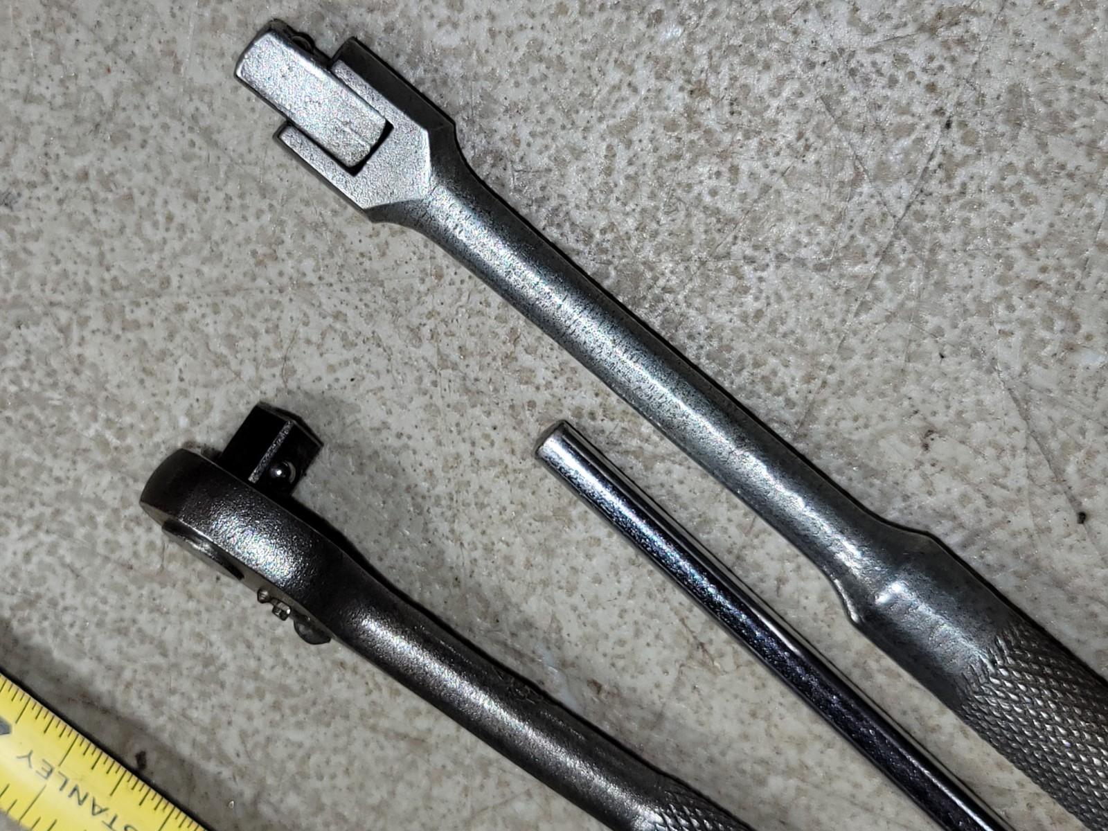 Rare Old Plomb 4751 1/4″ Micro Head Ratchet Socket Wrench working great breaker
