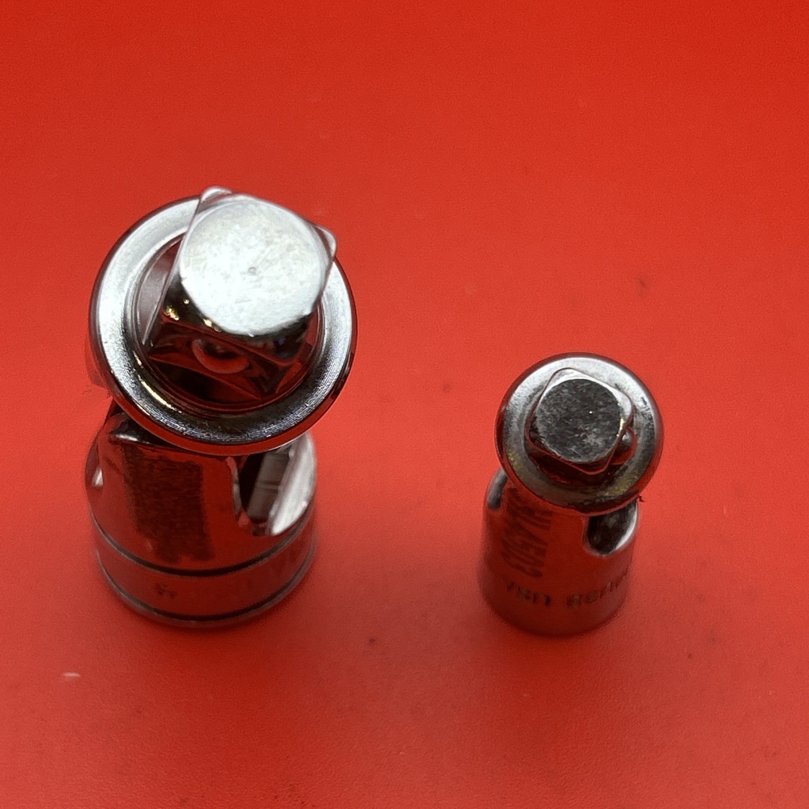 Snap On FU8A, TMU8B Universal Swivel Sockets 1/4″ and 3/8″ Drive