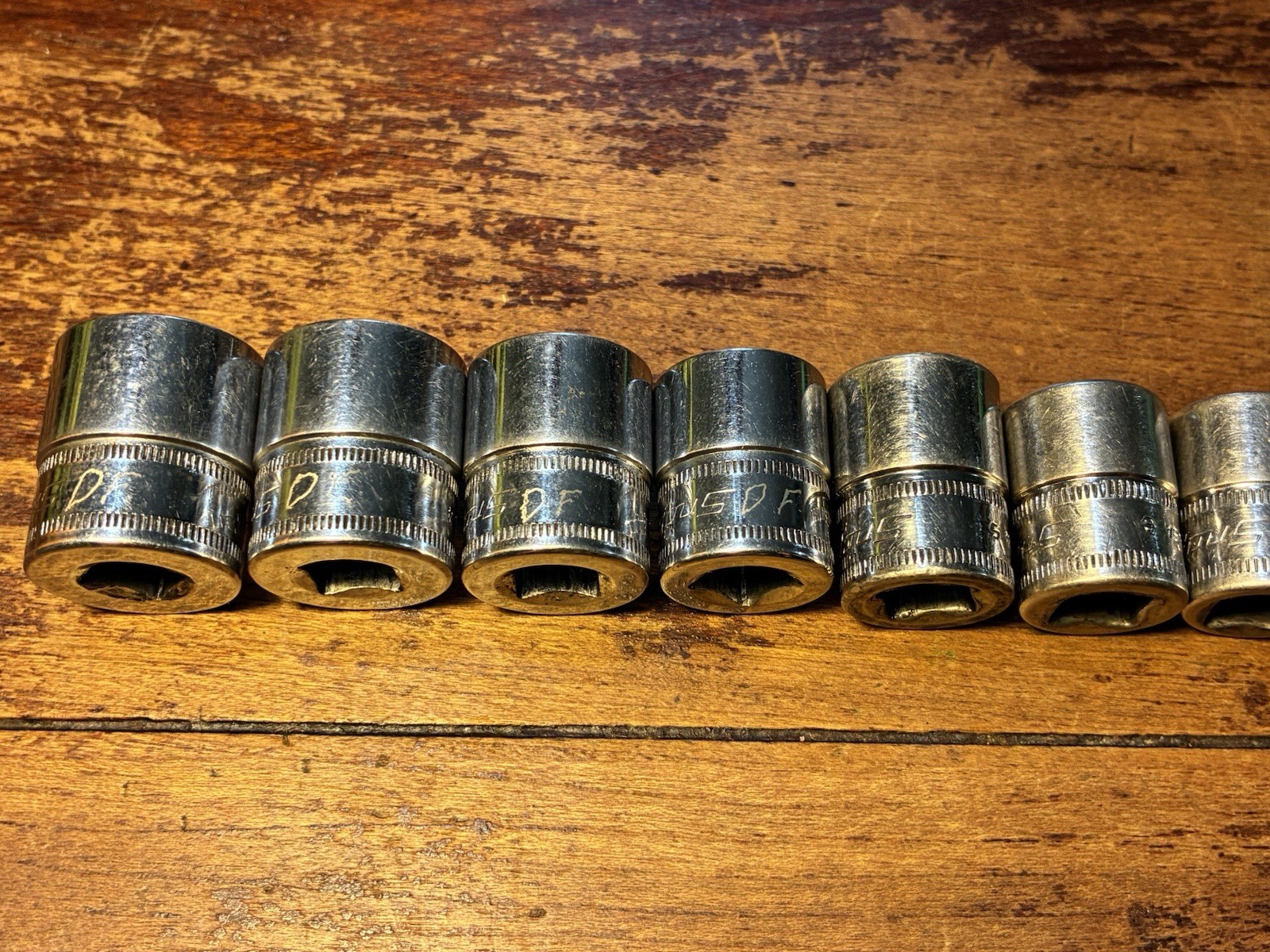 SNAP-ON 3/8 DRIVE 12 PC METRIC SHALLOW SOCKET SET8-19MM 6 POINT READ DESCRIPTION