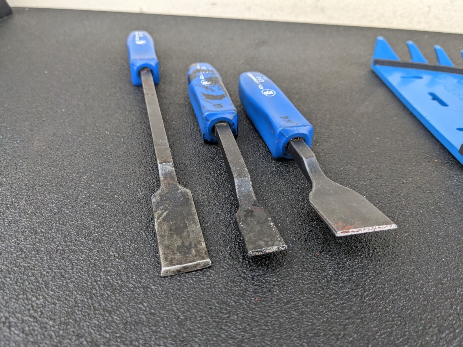 #bn963 Cornwell Tools USA CS Classic Blue Hard Handle Carbon Scraper Set