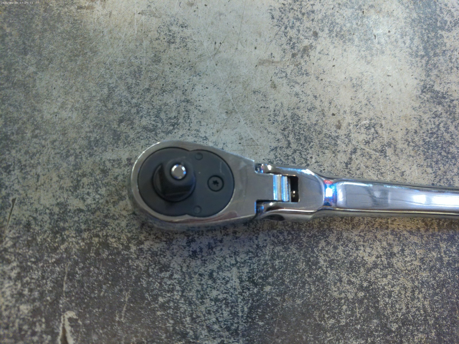 Craftsman CMMT99426 72-Tooth 3/8″ Drive Quick-Release Flex Head Ratchet