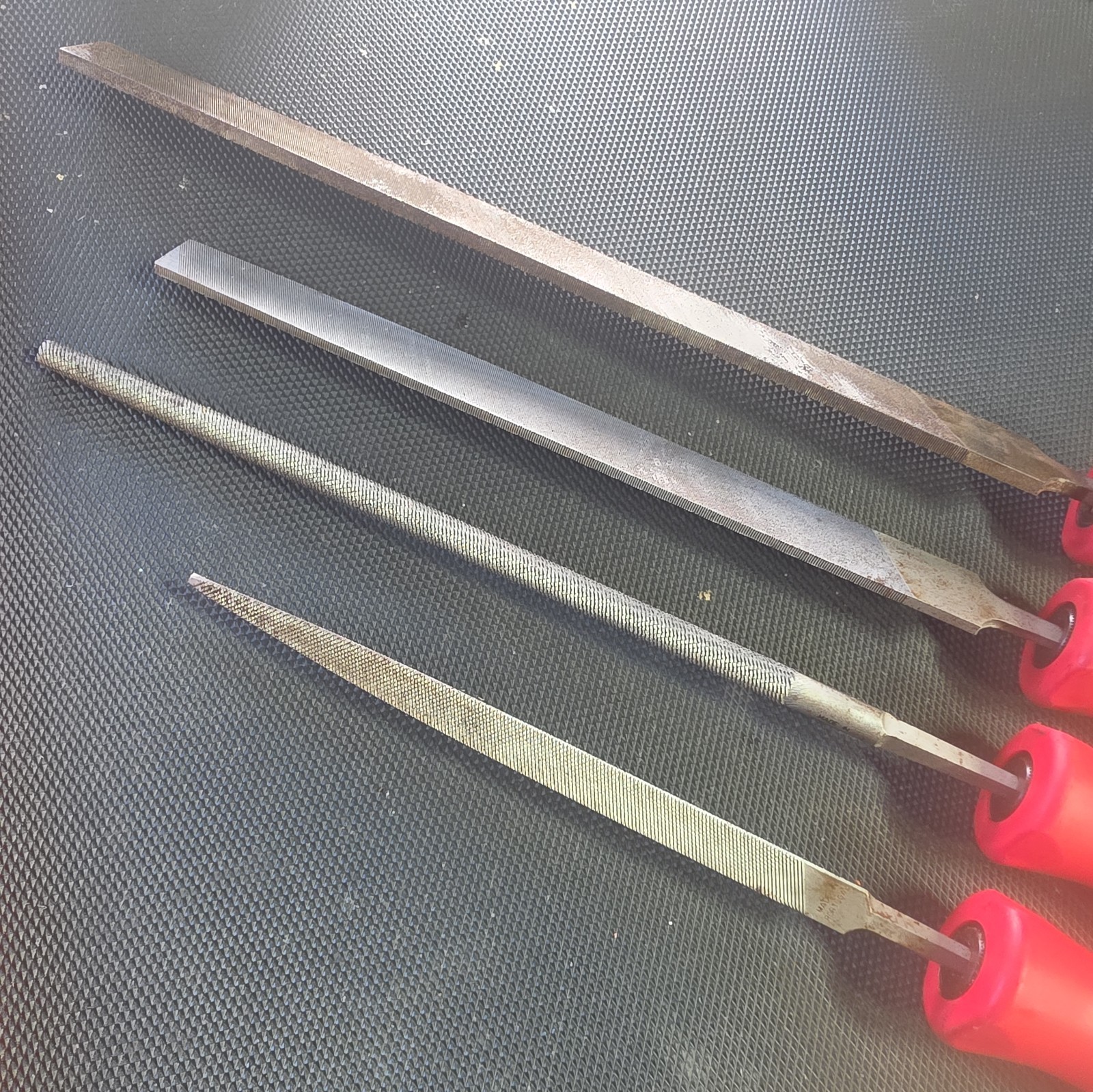 SNAP ON METAL FILE SET AND CASE X 4 GOOD CONDITION, INSTINCT GRIP C0416B