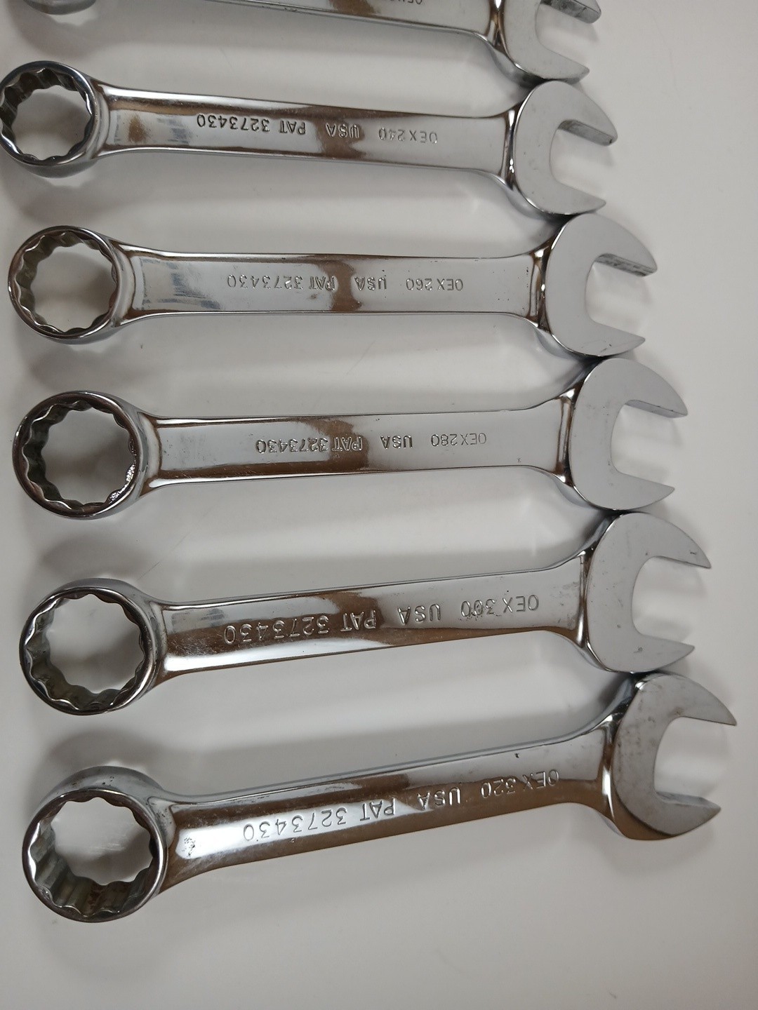 Snap On 13 PC SAE Wrench Set 1/4″ – 5/8″ OXA Offset And 11/16″ – 1″ OEX Stubby