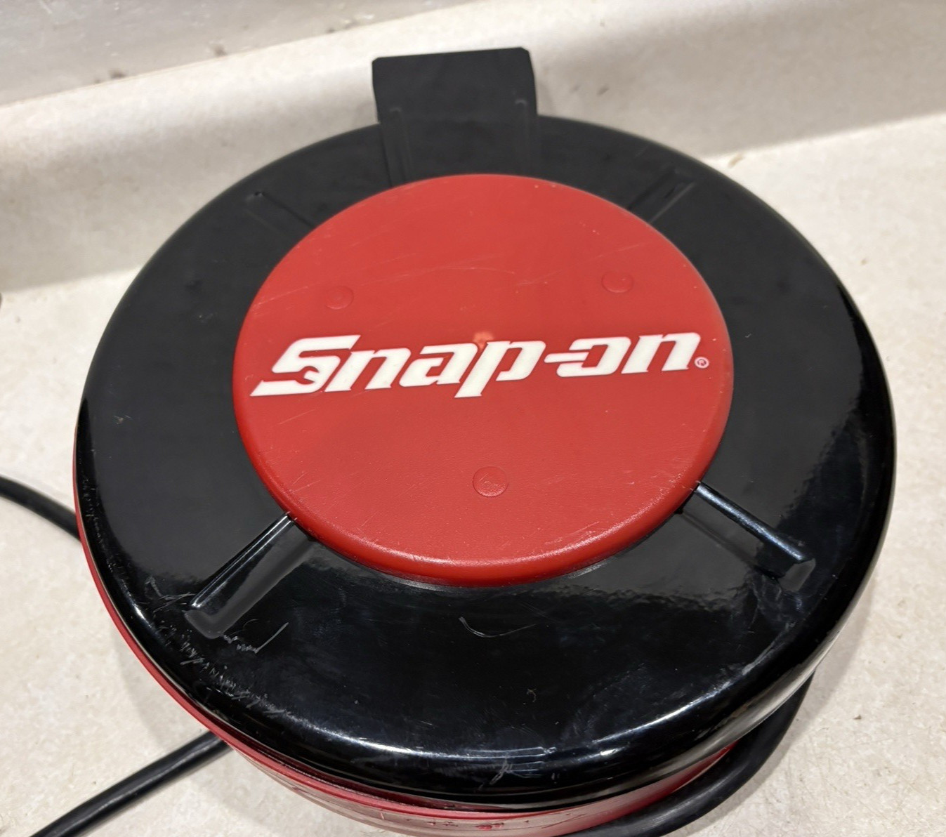 Snap-On Retractable Shop Drop Light Stick Wand w/30’ Cord Reel R2-KB2FLS