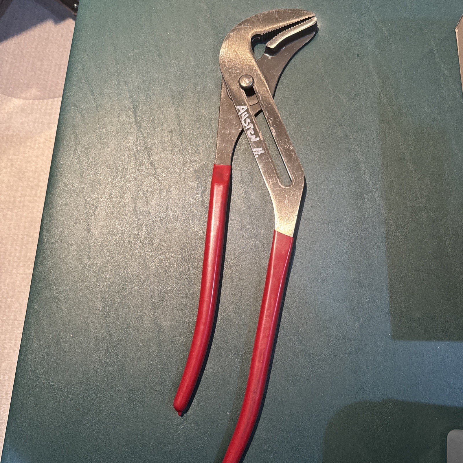 20in Adjustable Joint Pliers (Blue Point)