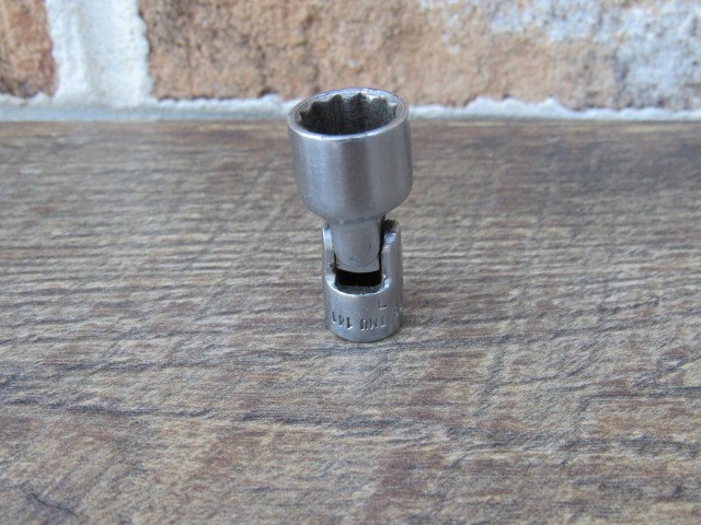 SNAP ON 7/16″ TMU141 1/4″ DRIVE 12 POINT SAE UNIVERSAL SWIVEL SOCKET UNDERLINE