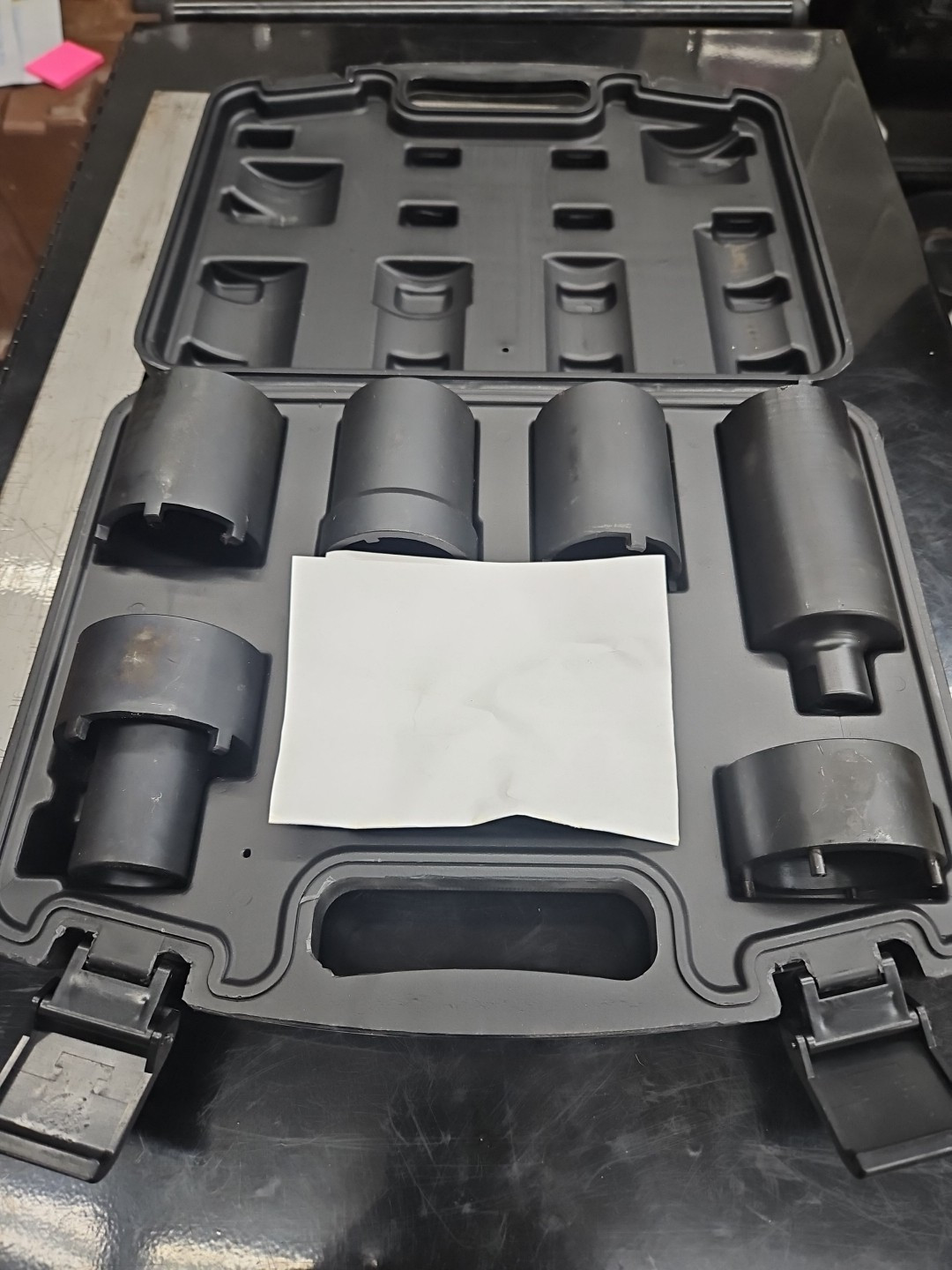 HRC4543A – 6 Piece 4WD Locknut Socket Set