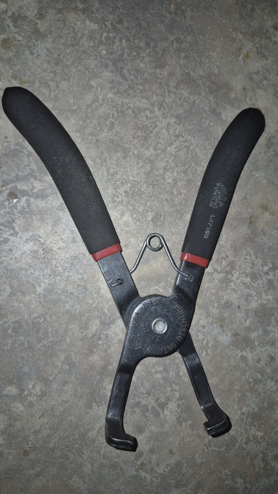 MAC Tools USA L37160 85 Degree Bent Head Clamp Disconnect Pliers Plier