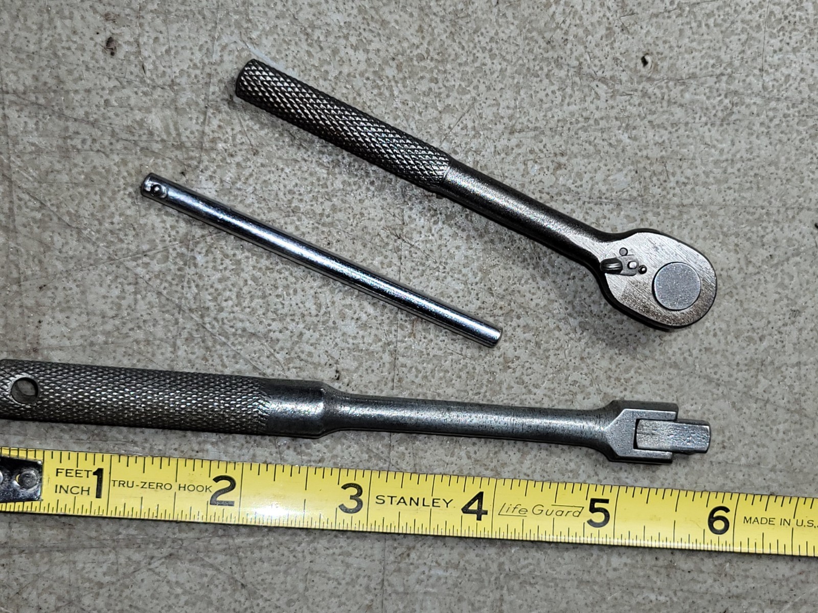 Rare Old Plomb 4751 1/4″ Micro Head Ratchet Socket Wrench working great breaker