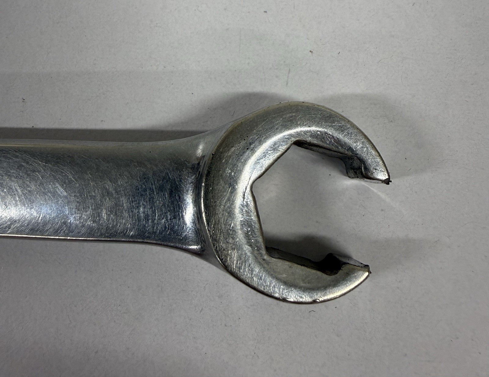 Snap On 5/8″-11/16″ 6PT SAE Chrome Flare Nut End Wrench RXFS2022A