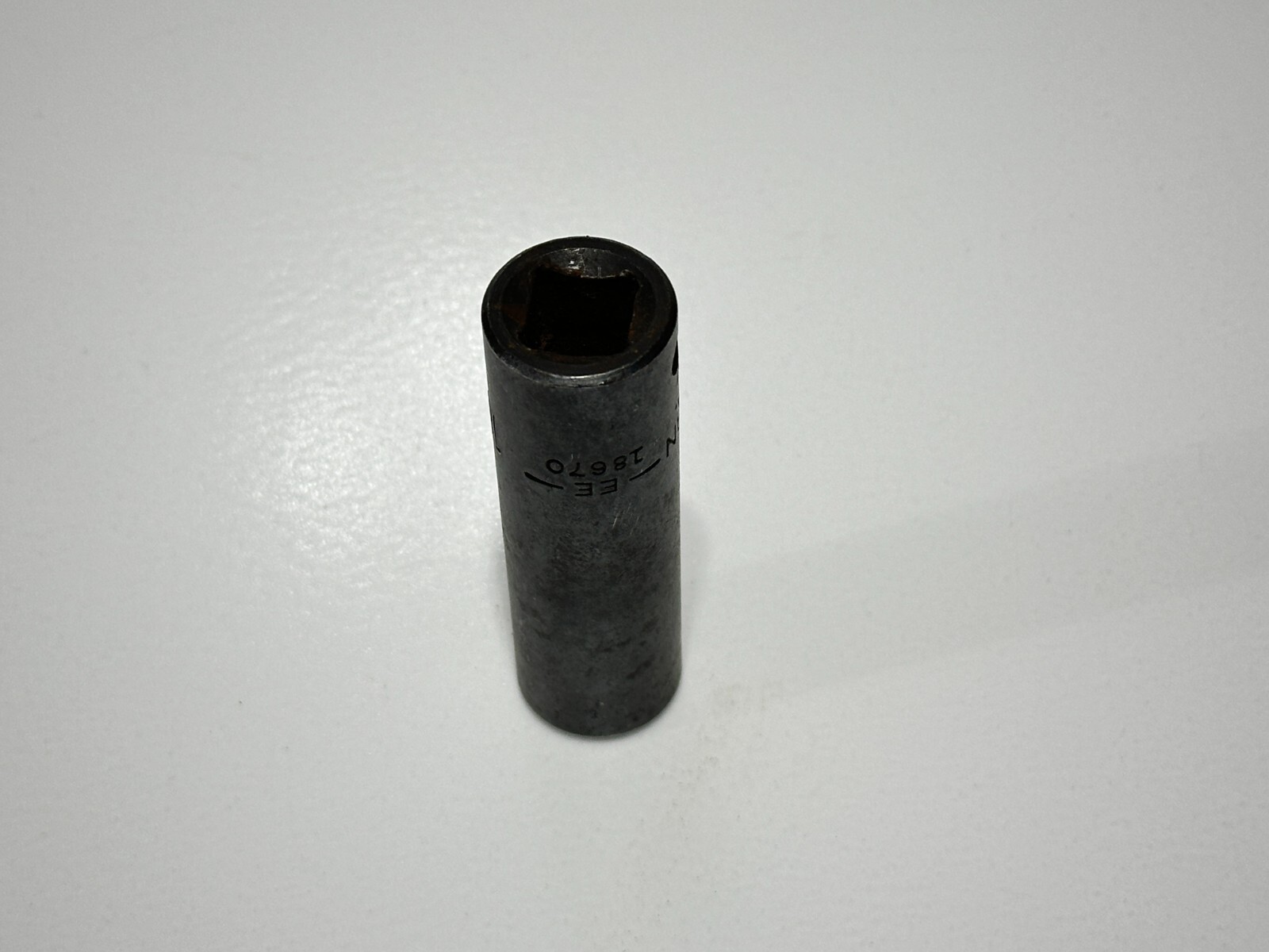 Craftsman Tools USA 18670 EE 1/2″ Drive 16mm Metric Deep Impact Socket – 6 Point