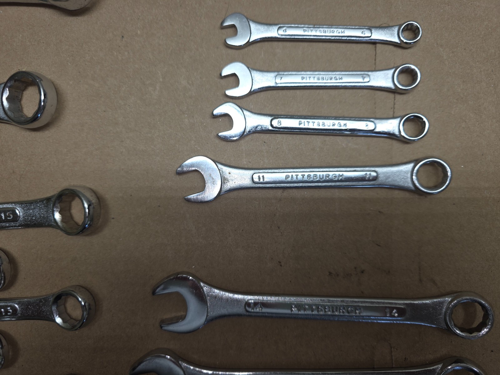 Lot of Pittsburgh Metric Combination Wrench’s – These are not complete sets.