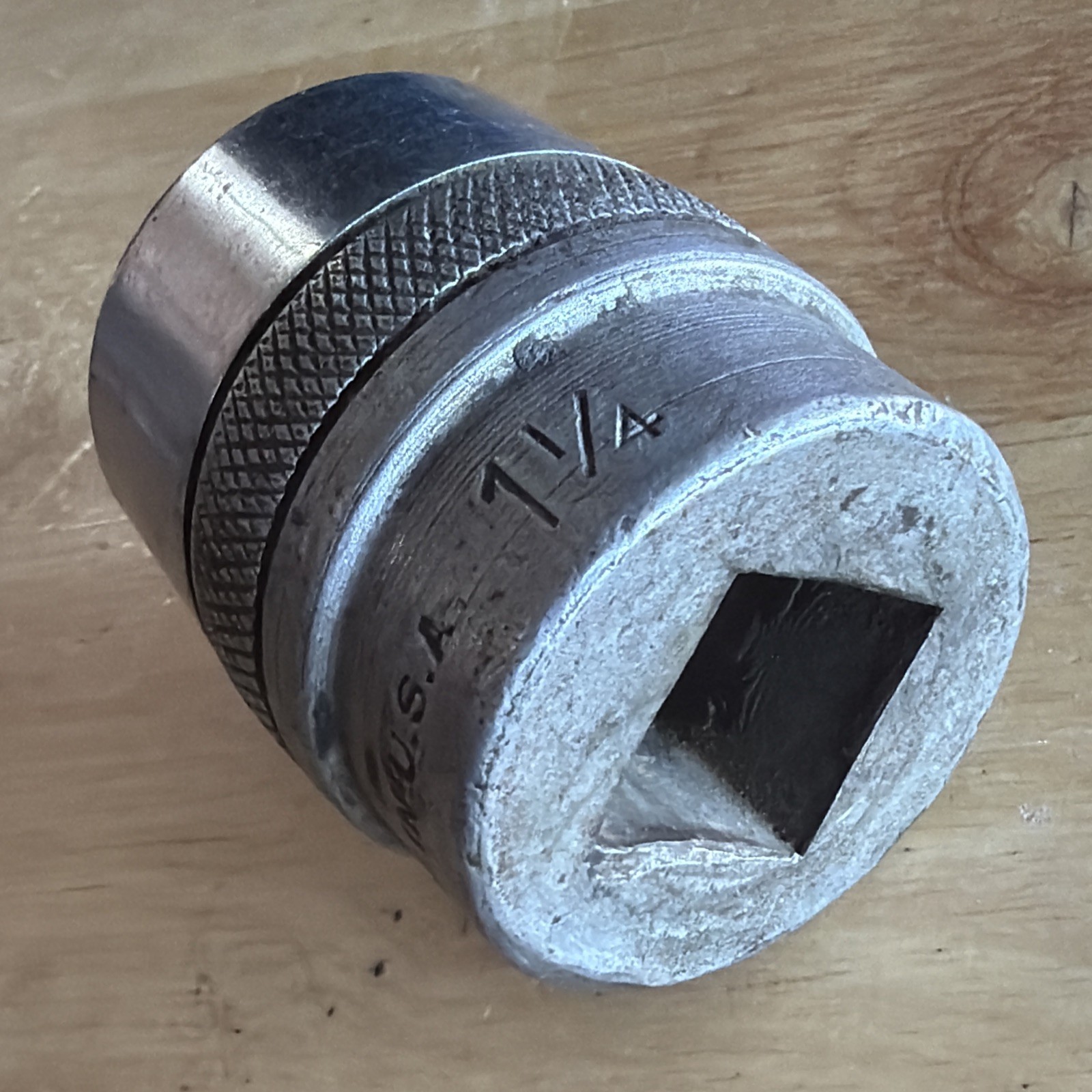 Bonney Tools 1-1/4″ Shallow Socket 3/4″ Drive 12 Point Knurled HD40 Vtg USA