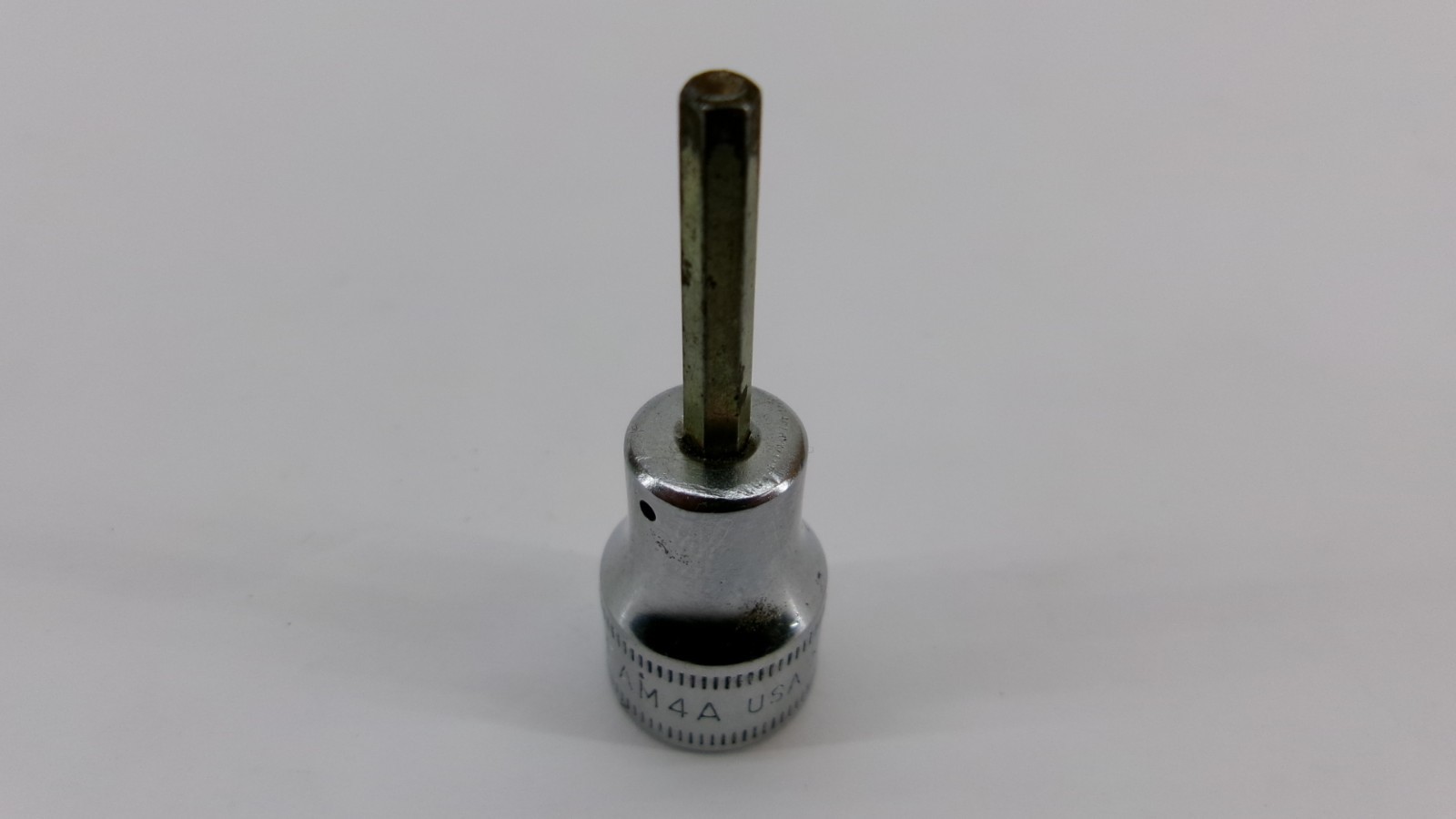 Snap-on tools USA metric 3/8″ drive 4mm Standard Hex Bit Socket FAM4A Nice!