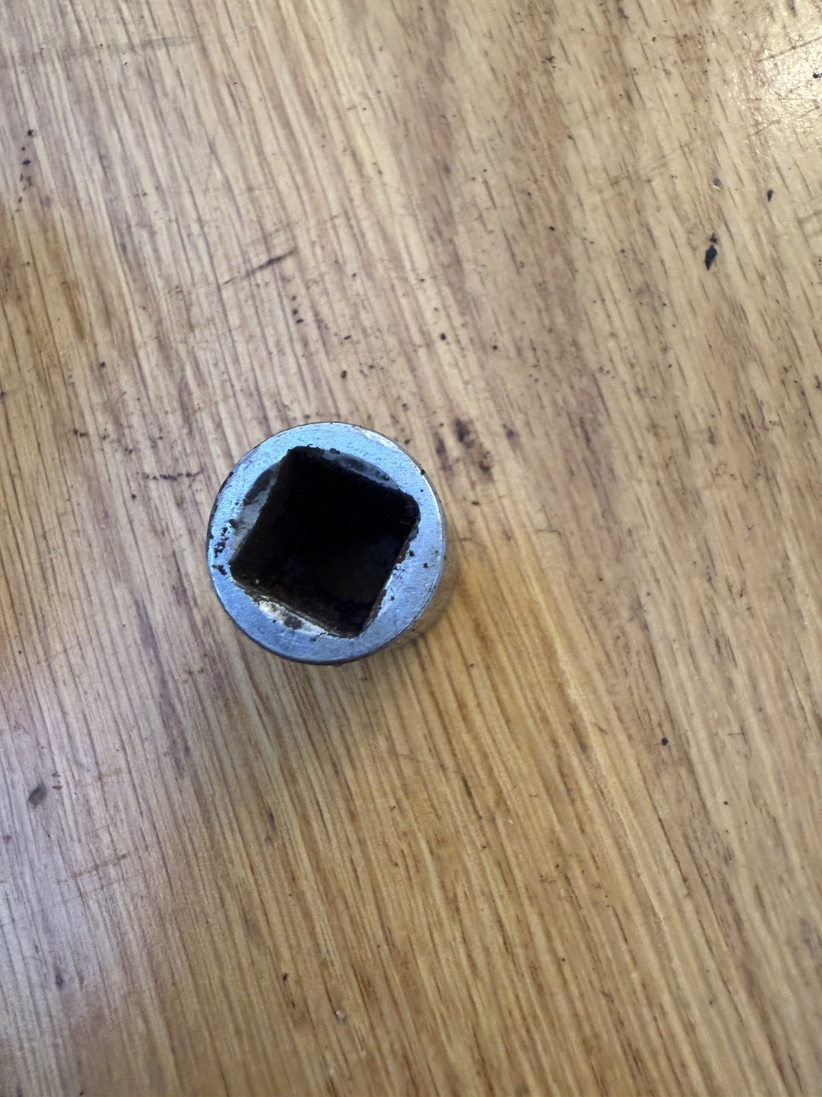 PAR – X 11mm UHM110 hex socket 3/8″ drive were made in USA by Snap on