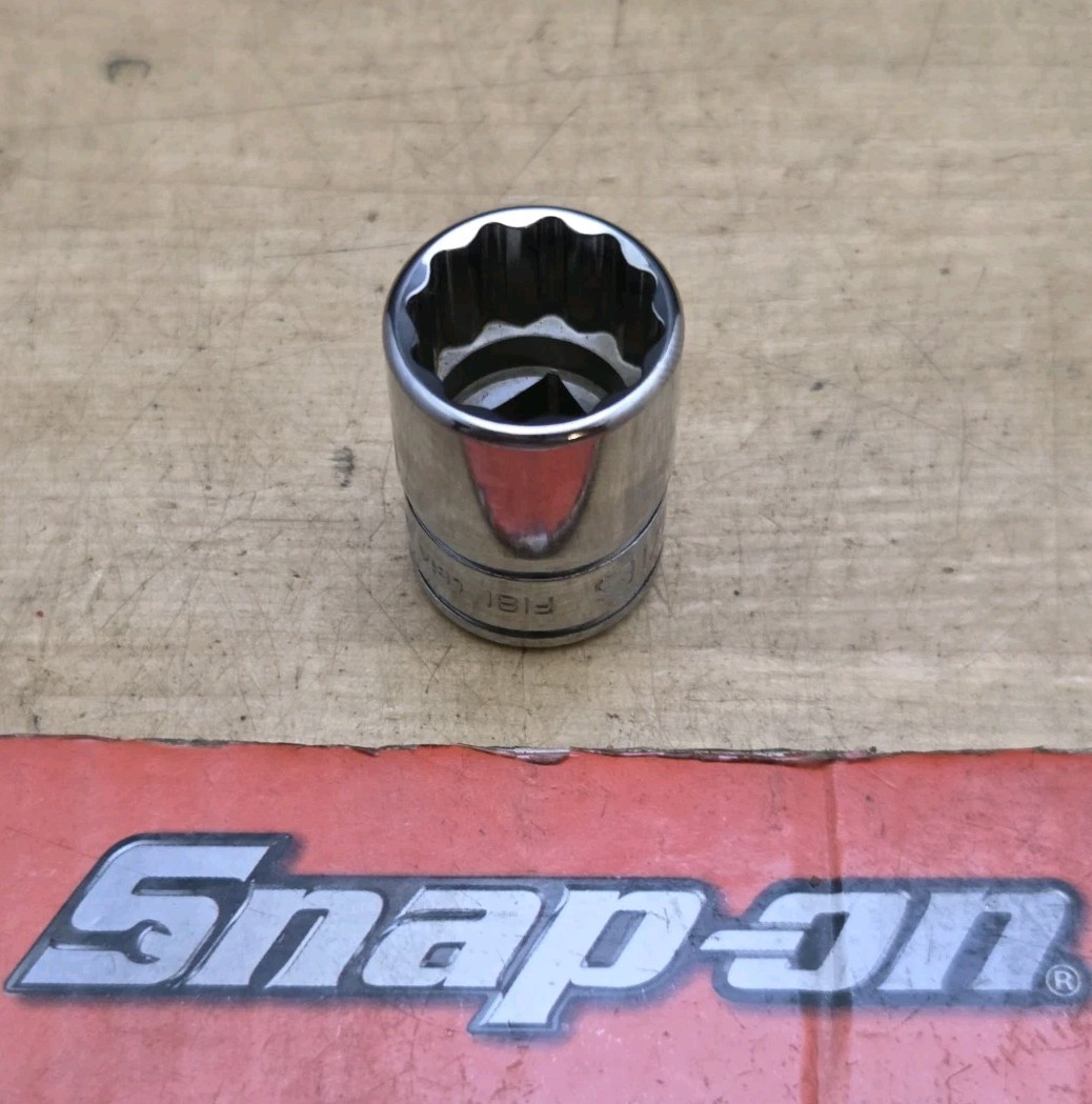 New Snap On F181 – 3/8″ Drive 9/16″ Shallow 12 Pt Chrome Socket