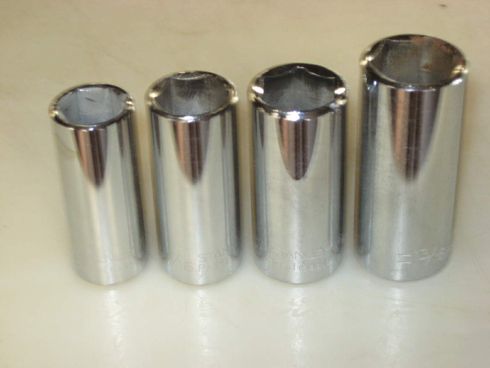 NEW 4-pc 3/8″-dr SAE 6-pt DEEP SOCKET SET (5/8″ thru 13/16″), USA, by STANLEY