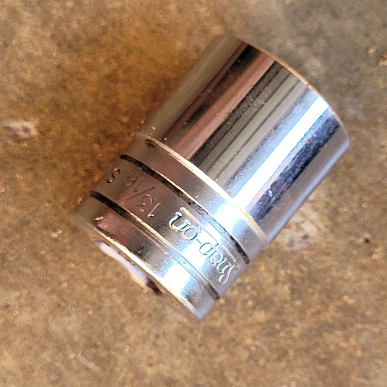 Snap On Tools USA SW-261 – 13/16″ Shallow 1/2″ Drive SAE 12 Point Socket