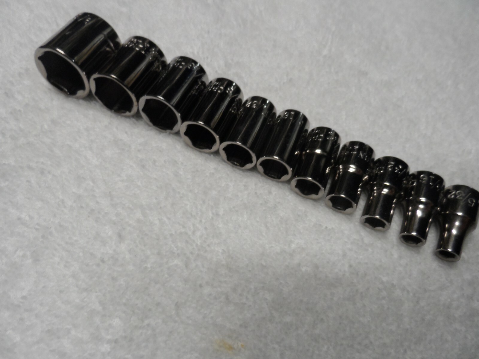 Craftsman 1/4″ Drive SAE Shallow Socket Set NOS USA 6pt (5/32 to 9/16″), 11 pcs