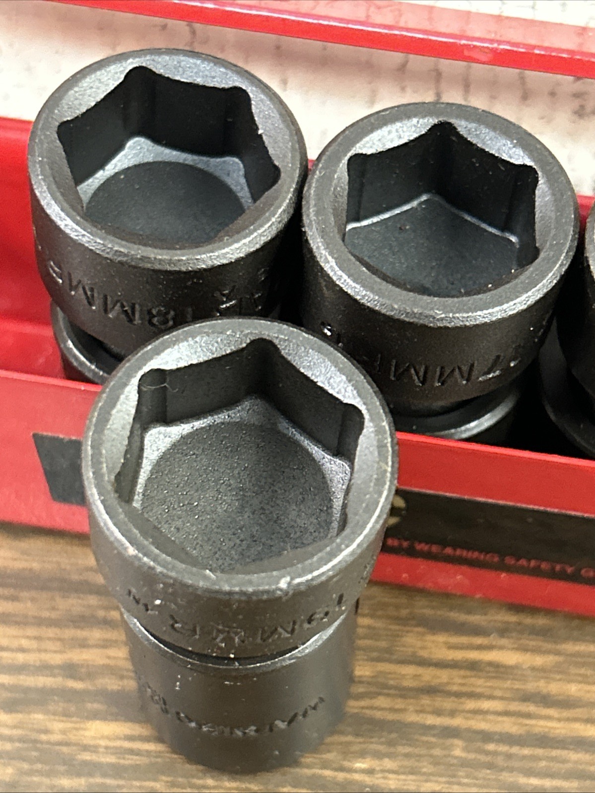 Mac Tools 10 Piece 3/8” Drive Metric Universal Impact Socket Set 6 Pt SXUPM106TR