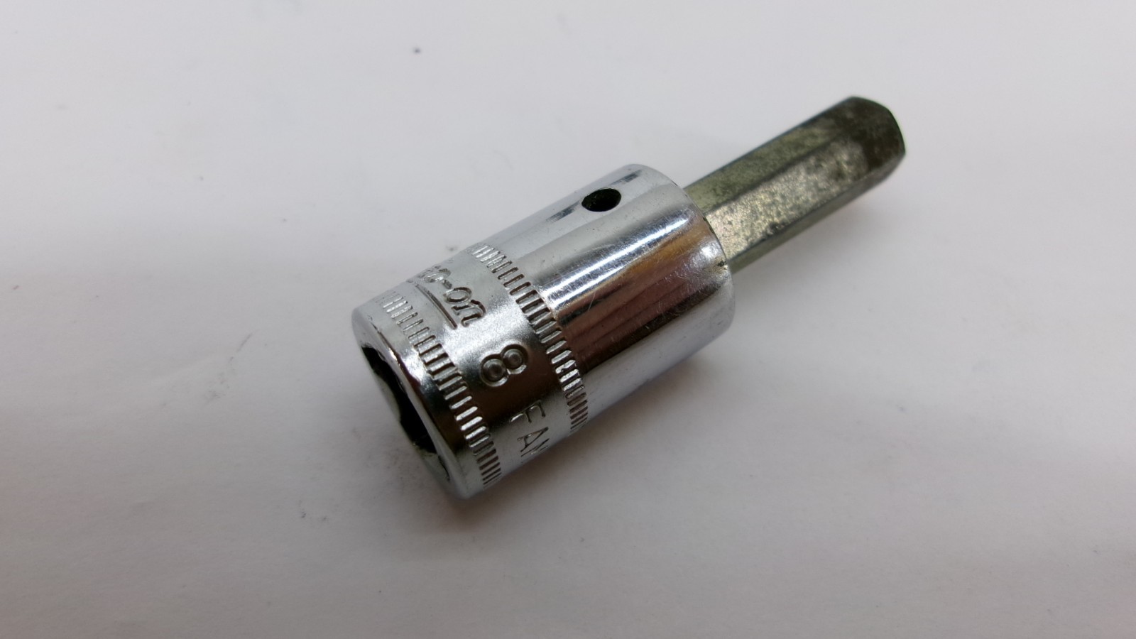 Snap-on tools USA 3/8″ drive 8mm metric Hex Bit Socket Driver FAM8A Nice!