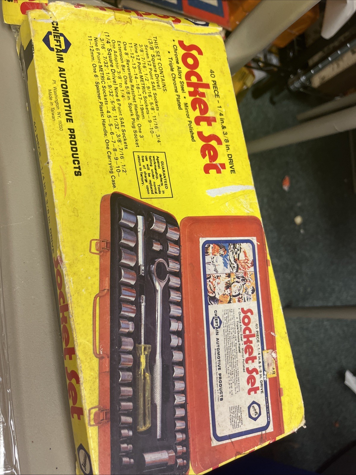 40 piece Socket Set with carrying case Chieftain Automotive Products Japan BNIB
