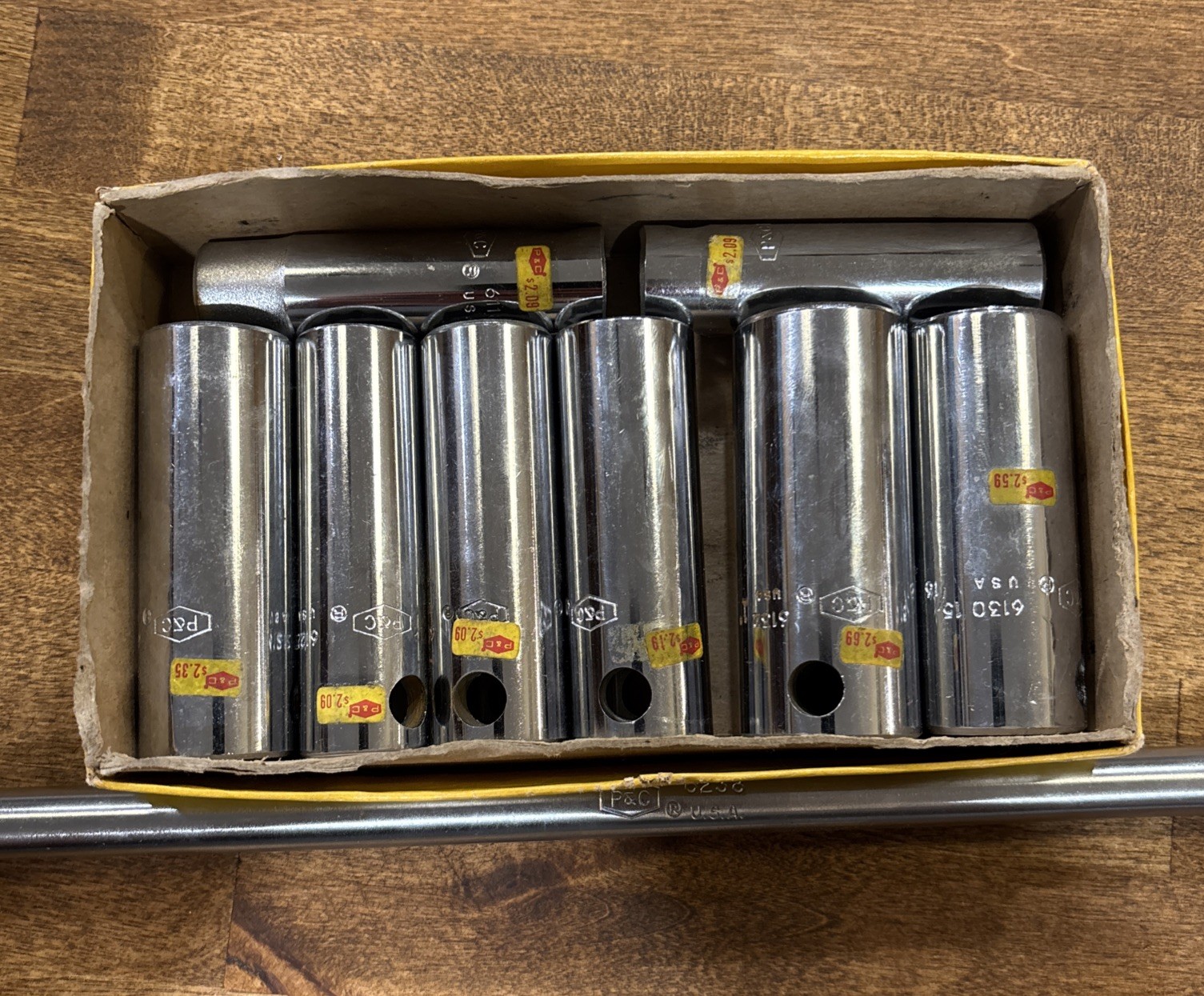 Vintage 1965 P&C 12-Point 1/2″ Deep Socket Set 8 Piece + Breaker Bar – NEW NOS