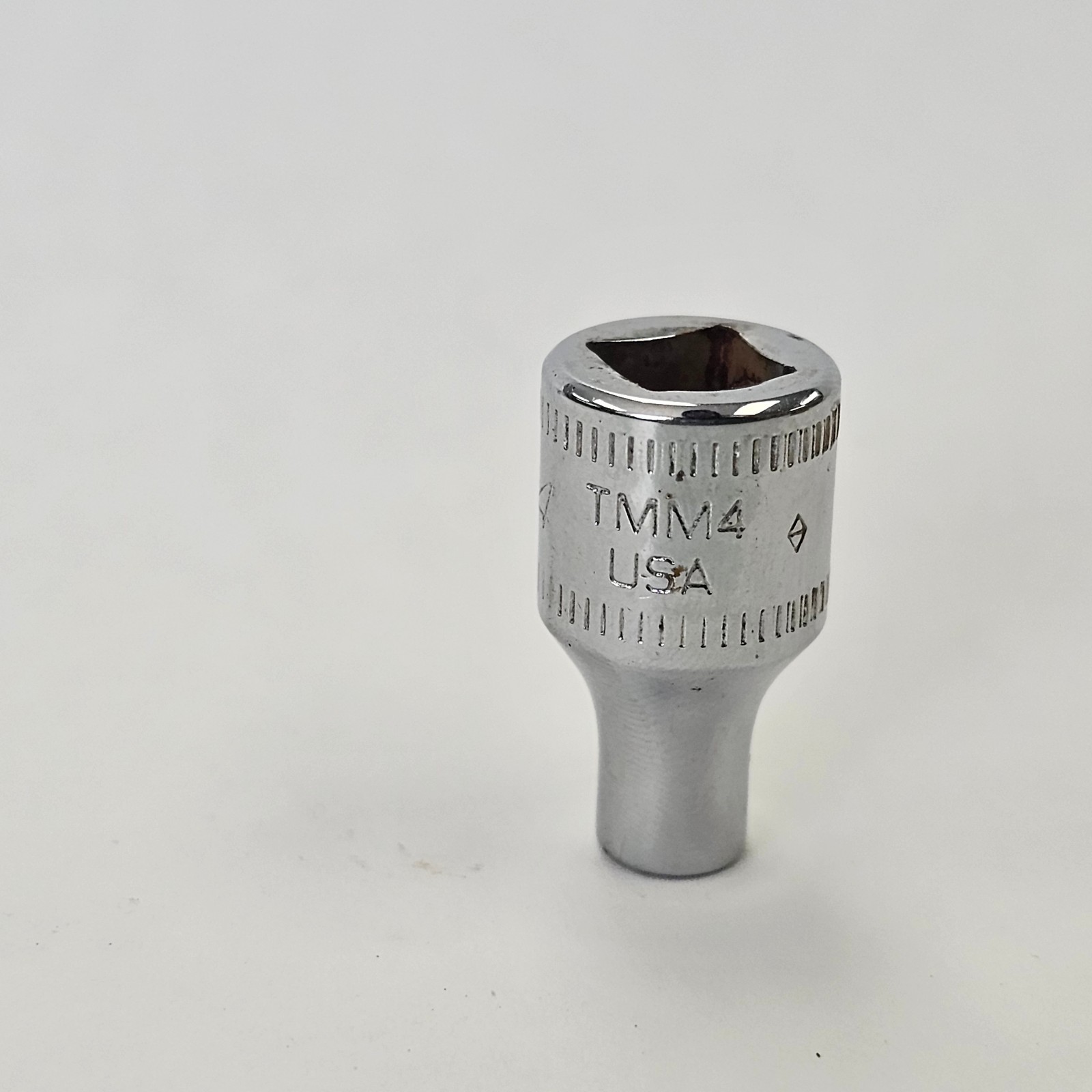 Snap-on Tools TMM4 1/4″ Drive 4mm Metric 6-Point Shallow Chrome Socket USA Snap