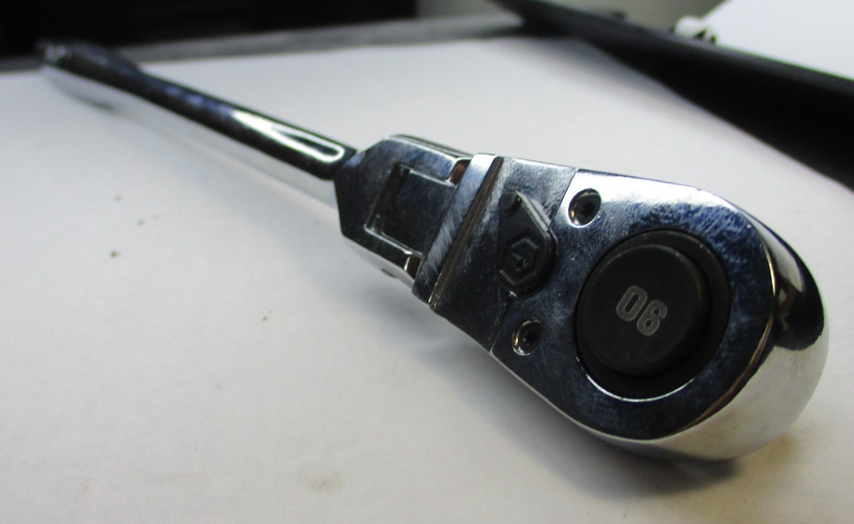 Kobalt 81747 3/8″ Drive 90 Tooth Flex Head 11″ Long Handle Ratchet New