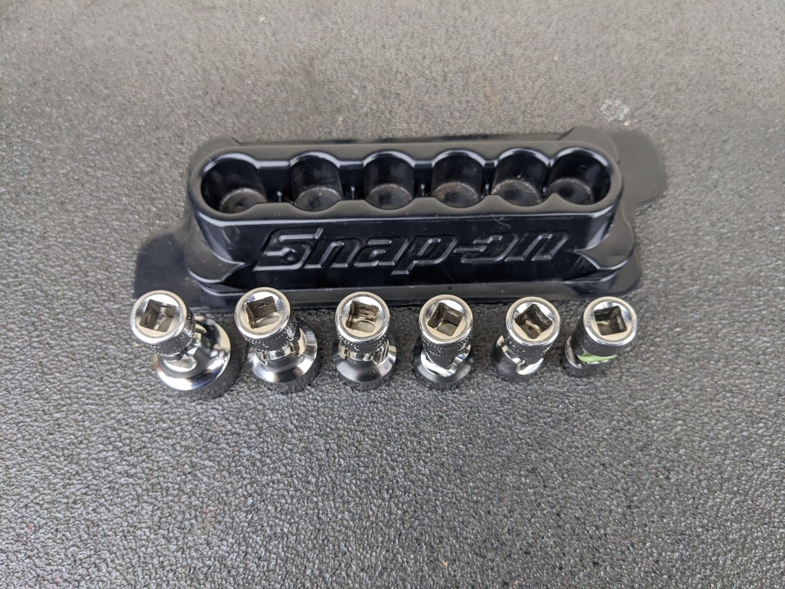 #bp289 Snap-On 106TMUSMA Metric 1/4″ Drive 6-point Universal Swivel Socket Set