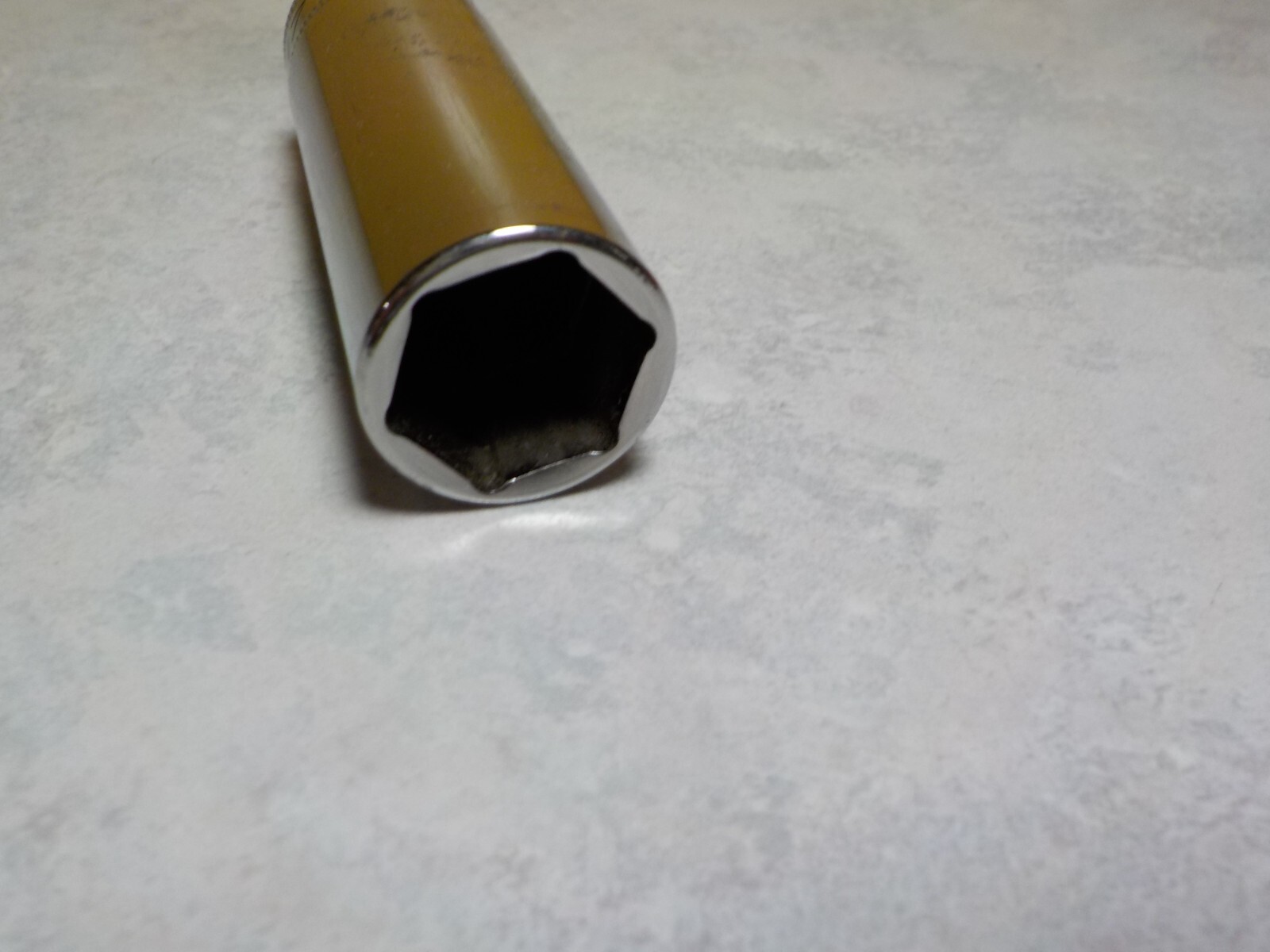 Snap-On 3/8″ drive 17 mm 6 point Deep Chrome Socket SFSM17 #876