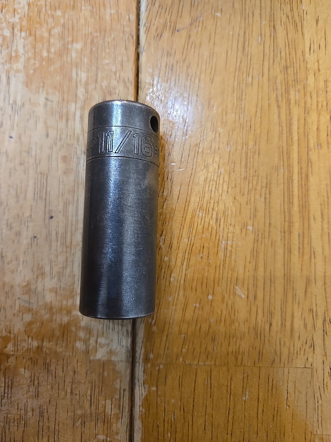 Snap On 3/8″ Drive 11/16″ 6PT Deep Impact Socket SIMF220