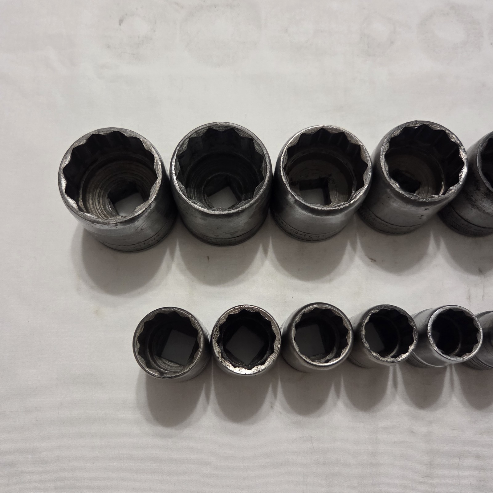 Vintage SK Tools 16pc 7/16″ to 1-1/4″ 12pt SAE Socket Set 1/2″ Drive Made In USA