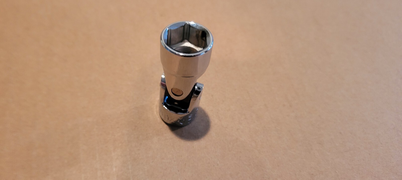 Mac Tools NEW 3/8″ Drive 9/16″ 6 Point Swivel Socket XU186RA Automotive Truck