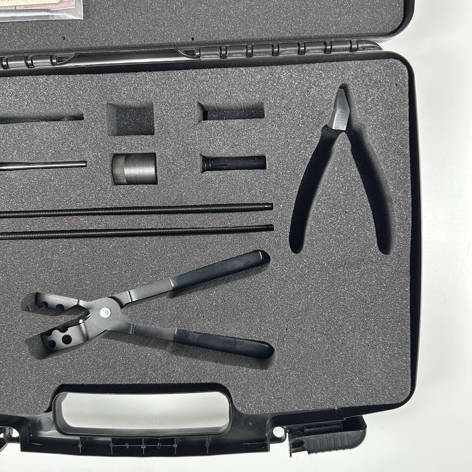 Miller Mopar 2025500140 Kit, Fuel Injector (Missing Side cutters)