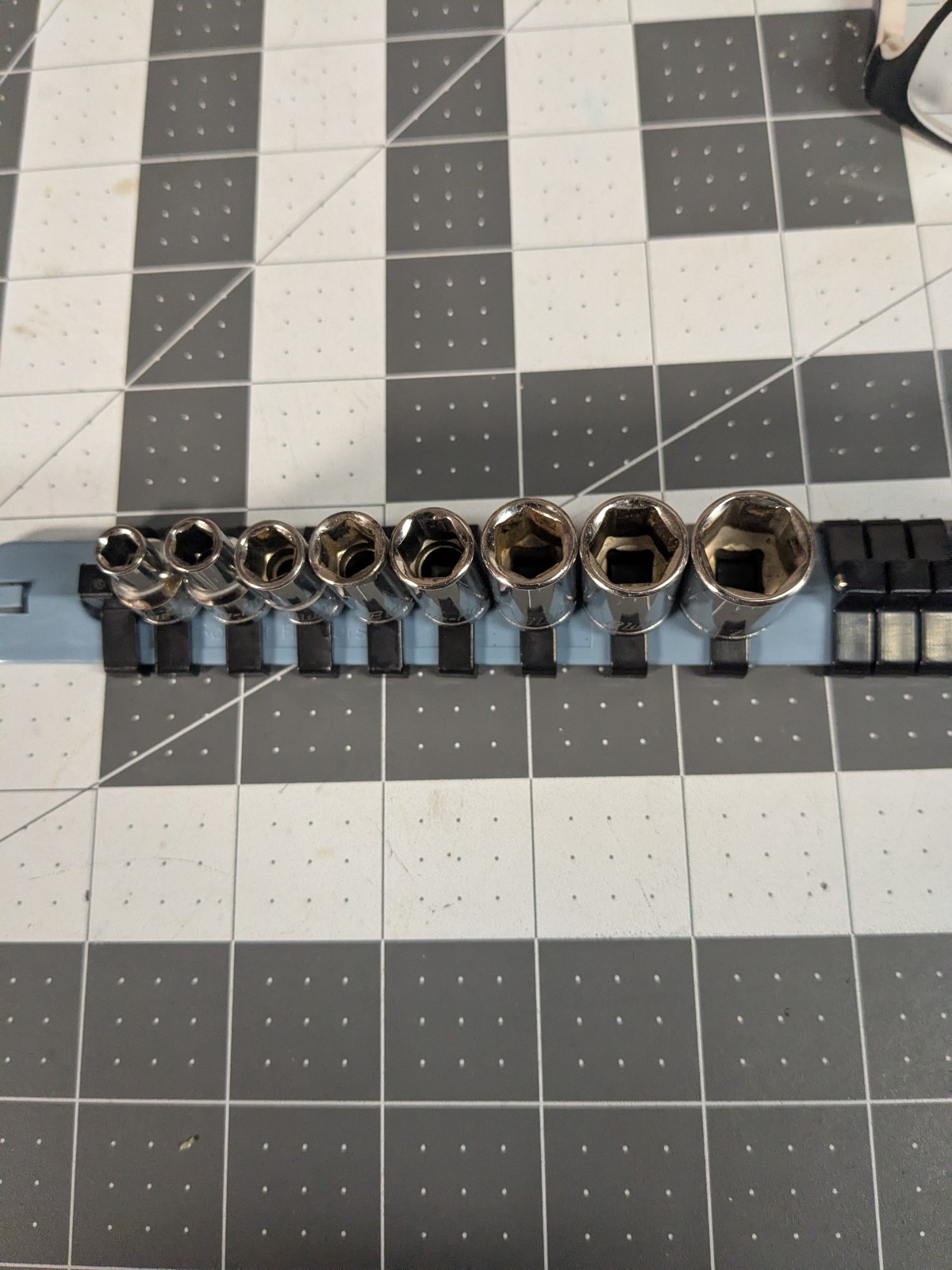 Blue Point 1/4 Socket Set, Metric and SAE, 21 Pieces