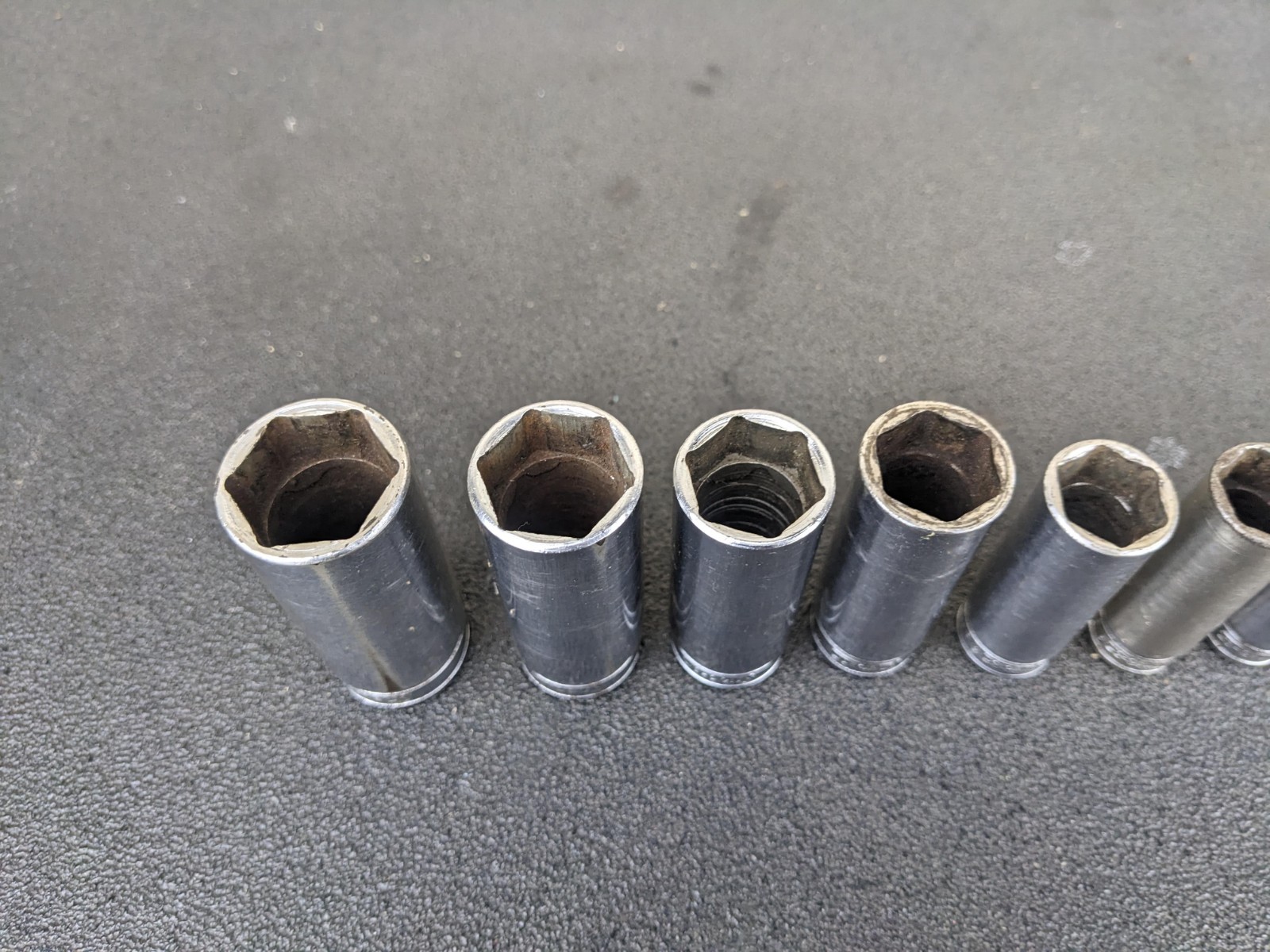 #bo384 Snap on Tools 211SFSY 3/8″ Drive Deep Chrome Socket Set Socket Set