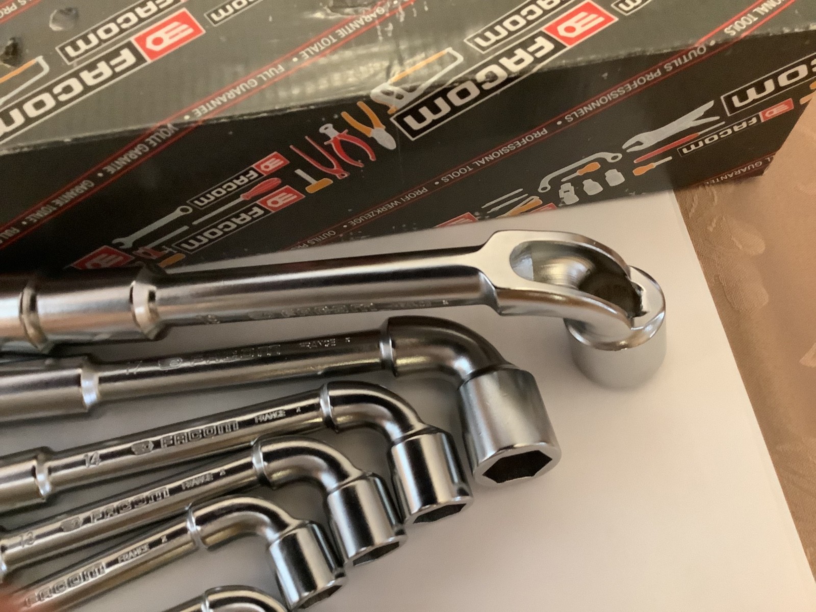 Facom 9 piece angle socket six point socket wrench with through hole