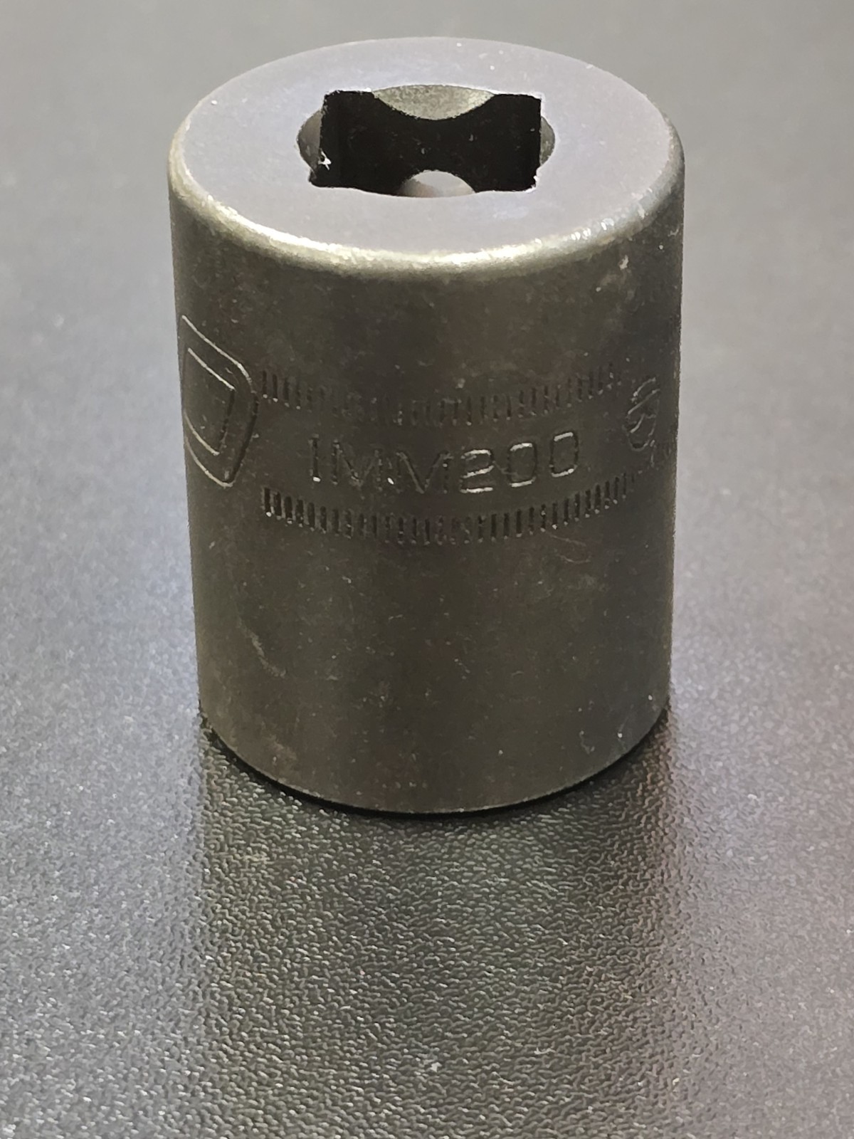 Snap-on ™ Tools USA NEW 1/2″ Drive 20mm Metric 6pt Shallow Impact Socket IMM200