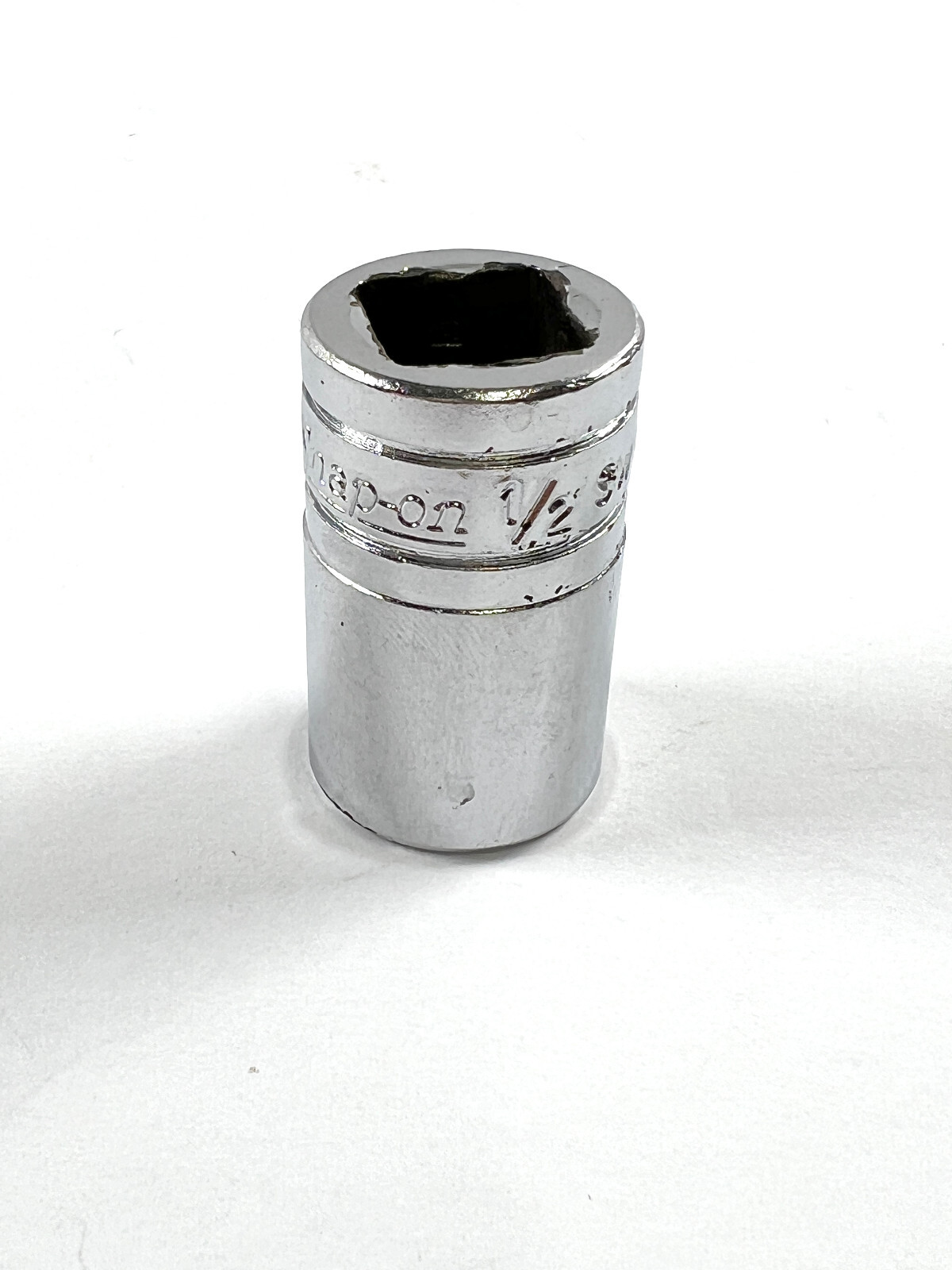 Snap On – 1/2″ Drive 1/2″ SAE, 8pt Double Square Shallow Socket (Damaged, SW416)