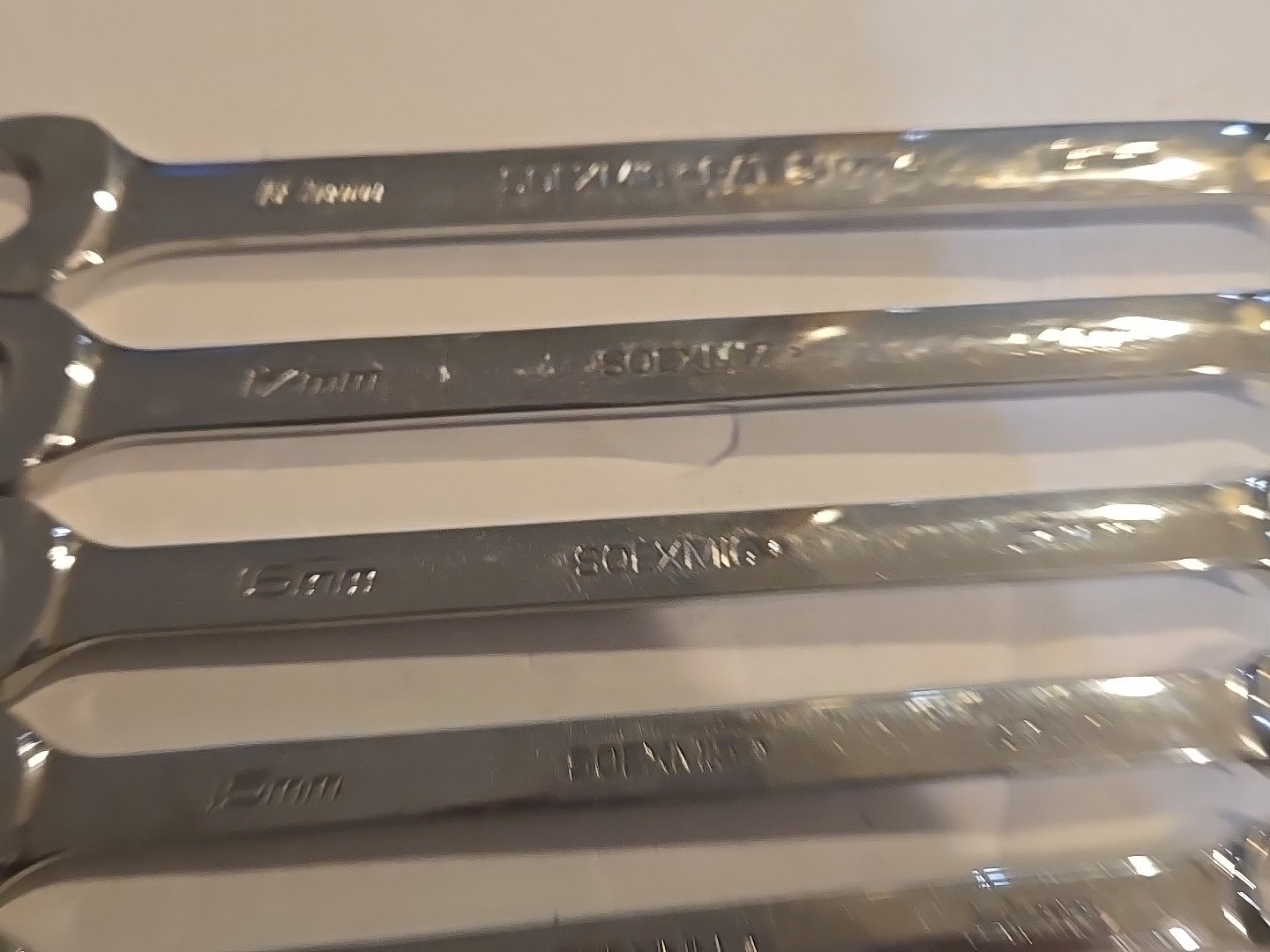 SNAP-ON TOOLS 9 PIECE METRIC FLANK DRIVE PLUS COMBINATION WRENCH SET 10MM-18MM