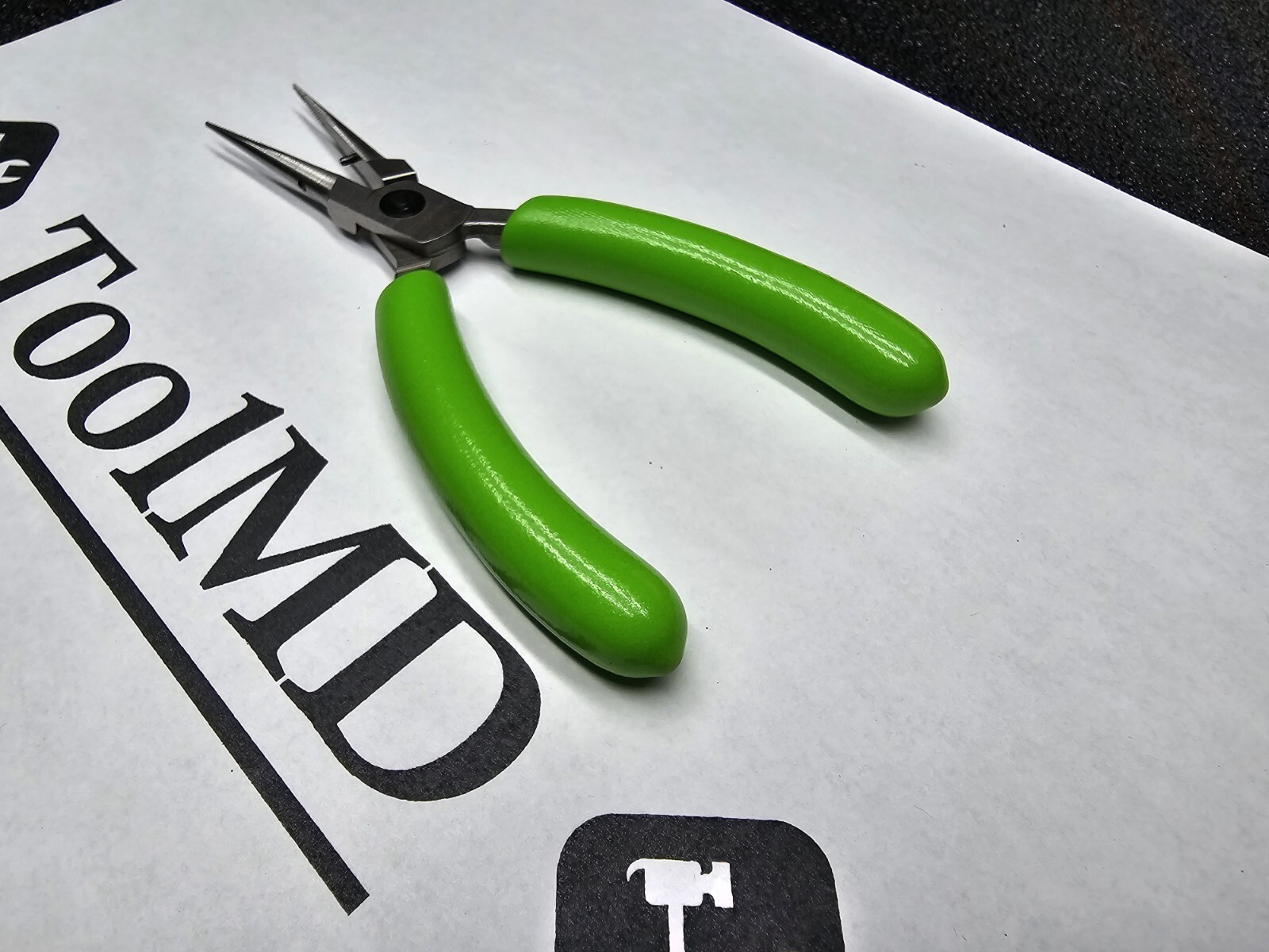 Snap-on Tools NEW GREEN Soft Grip 5-1/2″ Needle Nose Precision Pliers P92055A