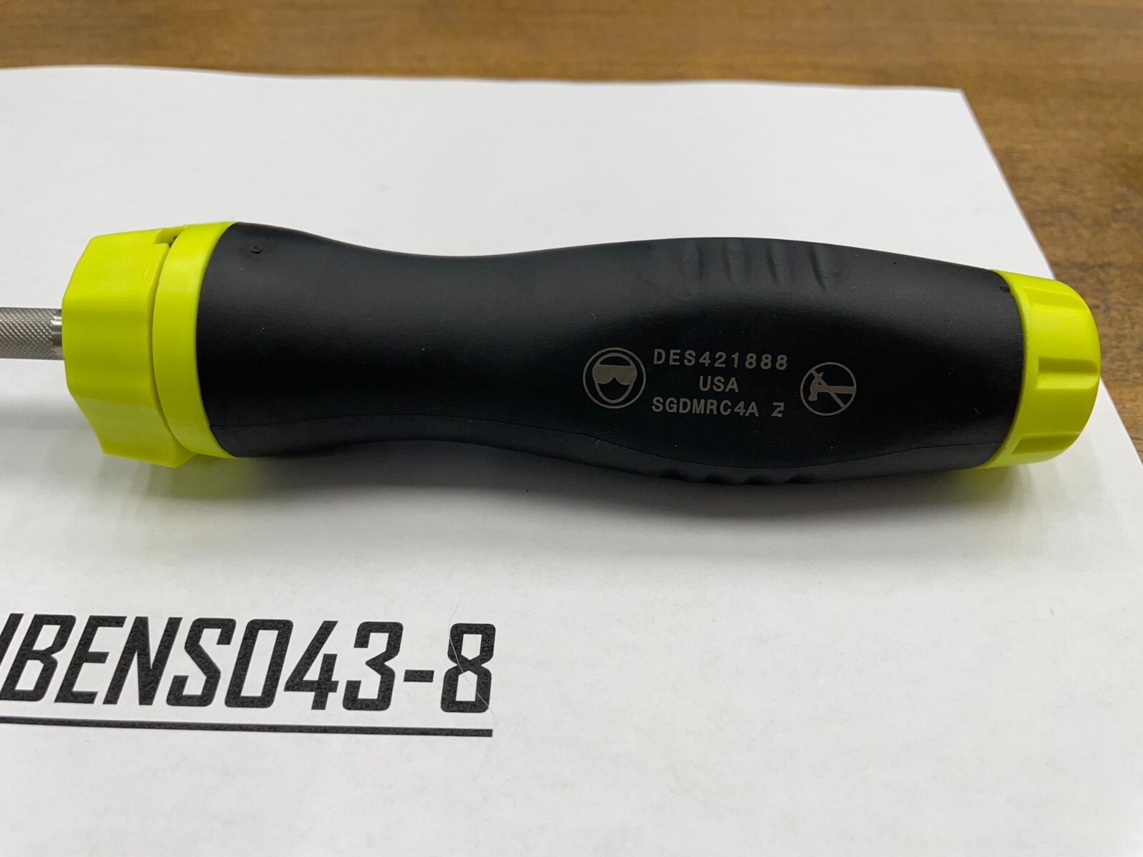 Snap-on Tools NEW HI-VIZ Soft Grip Ratcheting Screwdriver w/ Bits SGDMRC44BHV