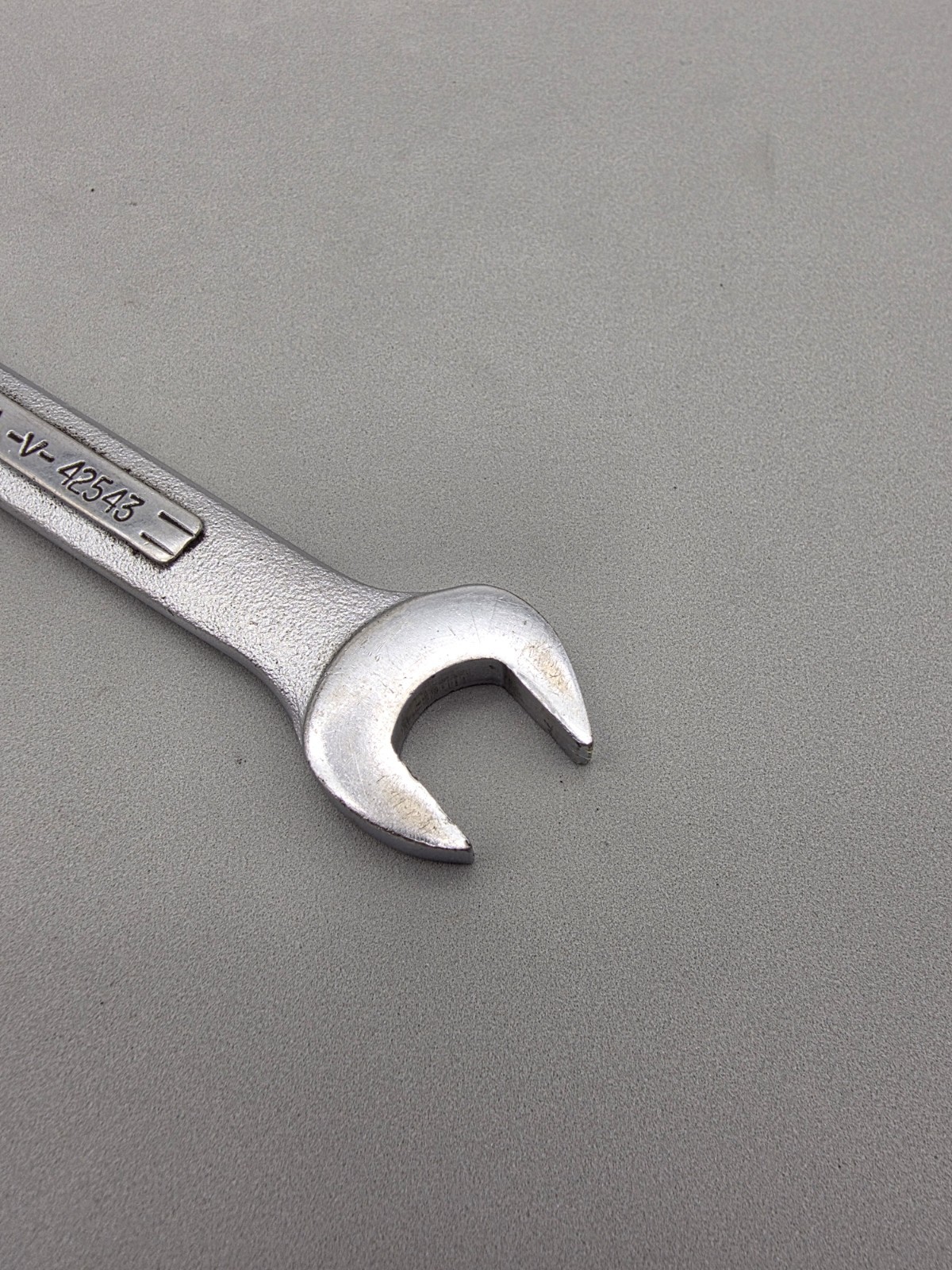 Craftsman Tools 9/16″ Saltus Socket Wrench 42543 Flex End -V- USA