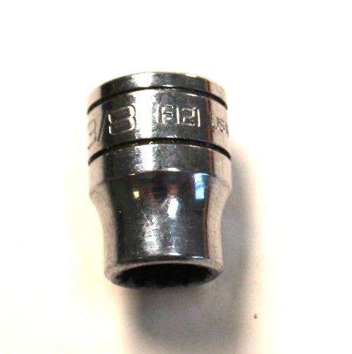 Snap-On Tools 3/8” Drive Shallow Standard 3/8” SAE 12 Point Socket F121