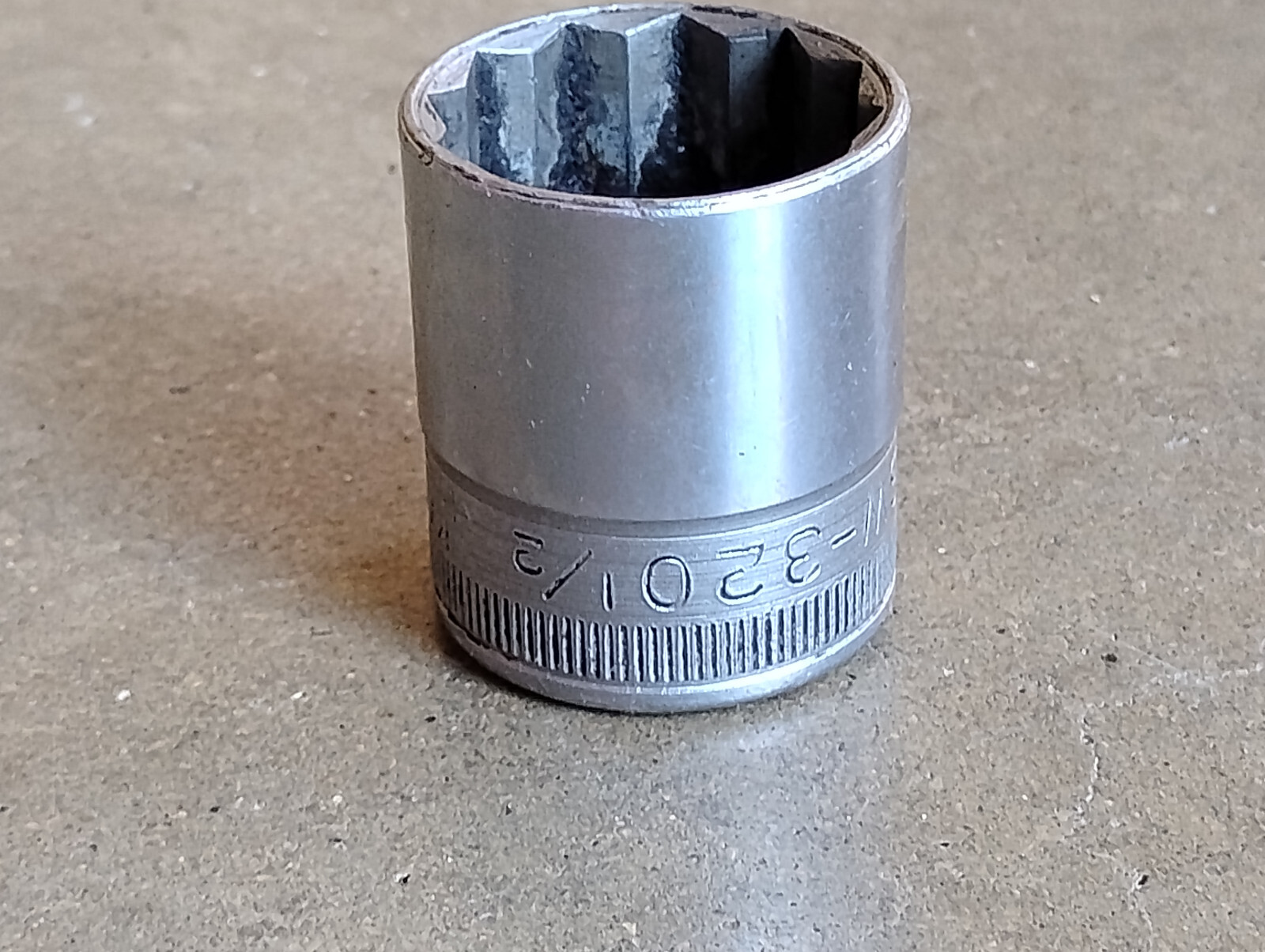 Vtg Snap On SW-320- 1/2 inch drive 1” 12 point socket Made In USA