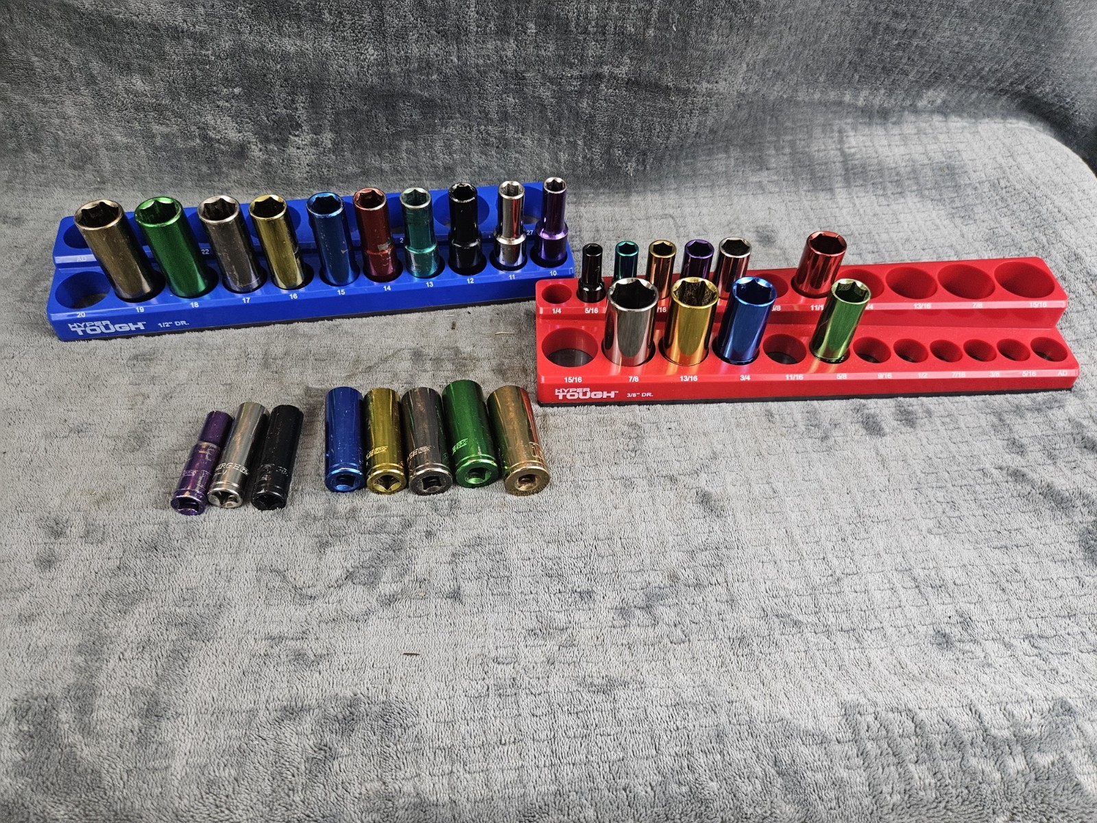 Hyper Tough sets feature color-coded metric and SAE deep sockets Incomplete