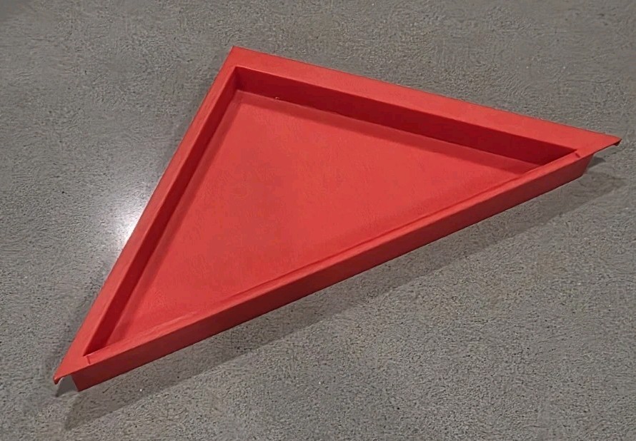Universal Toolbox Corner Shelf