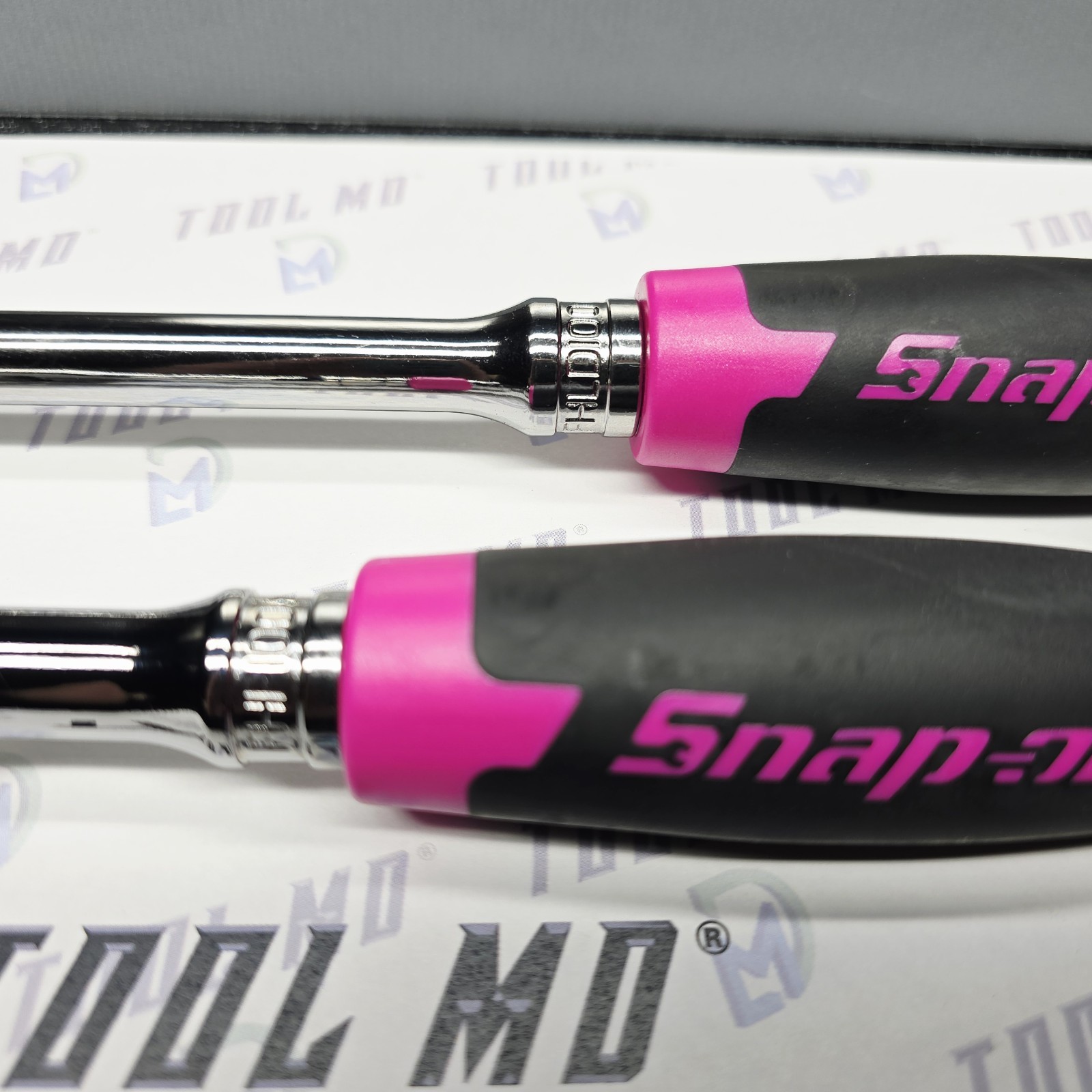 Snap-on Tools USA NEW ELECTRIC PINK 2pc 3/8″ Drive 100 Tooth Cynergy Ratchet Set